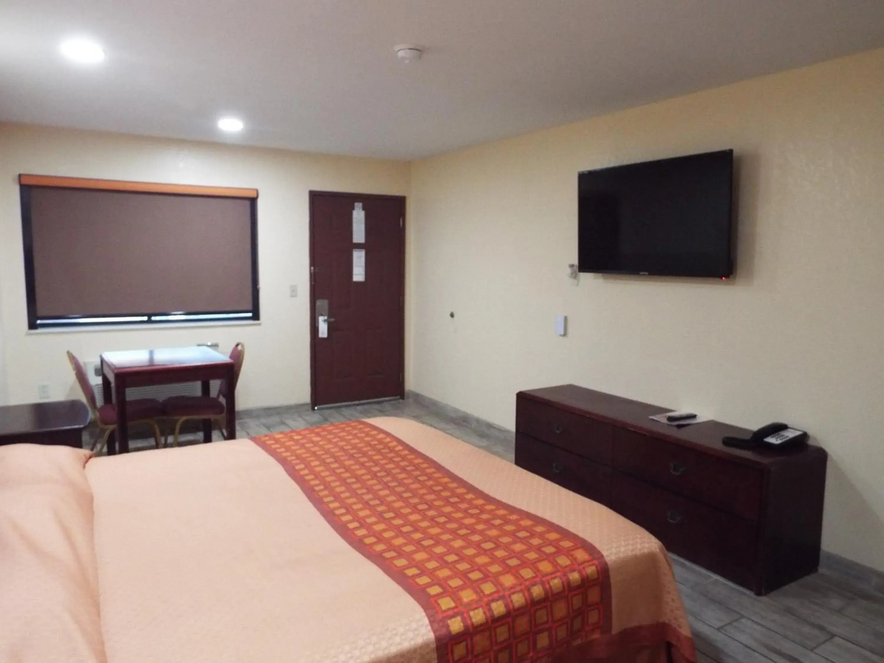 Bedroom, Bed in Texas Inn Harlingen Bedroom, Bed in Texas Inn Harlingen