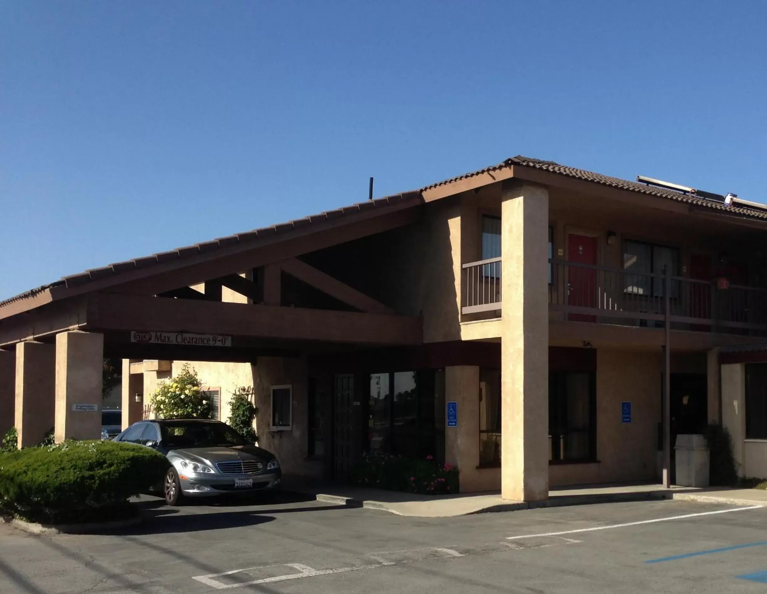 Facade/entrance, Property Building in Motel 6 Soledad, CA