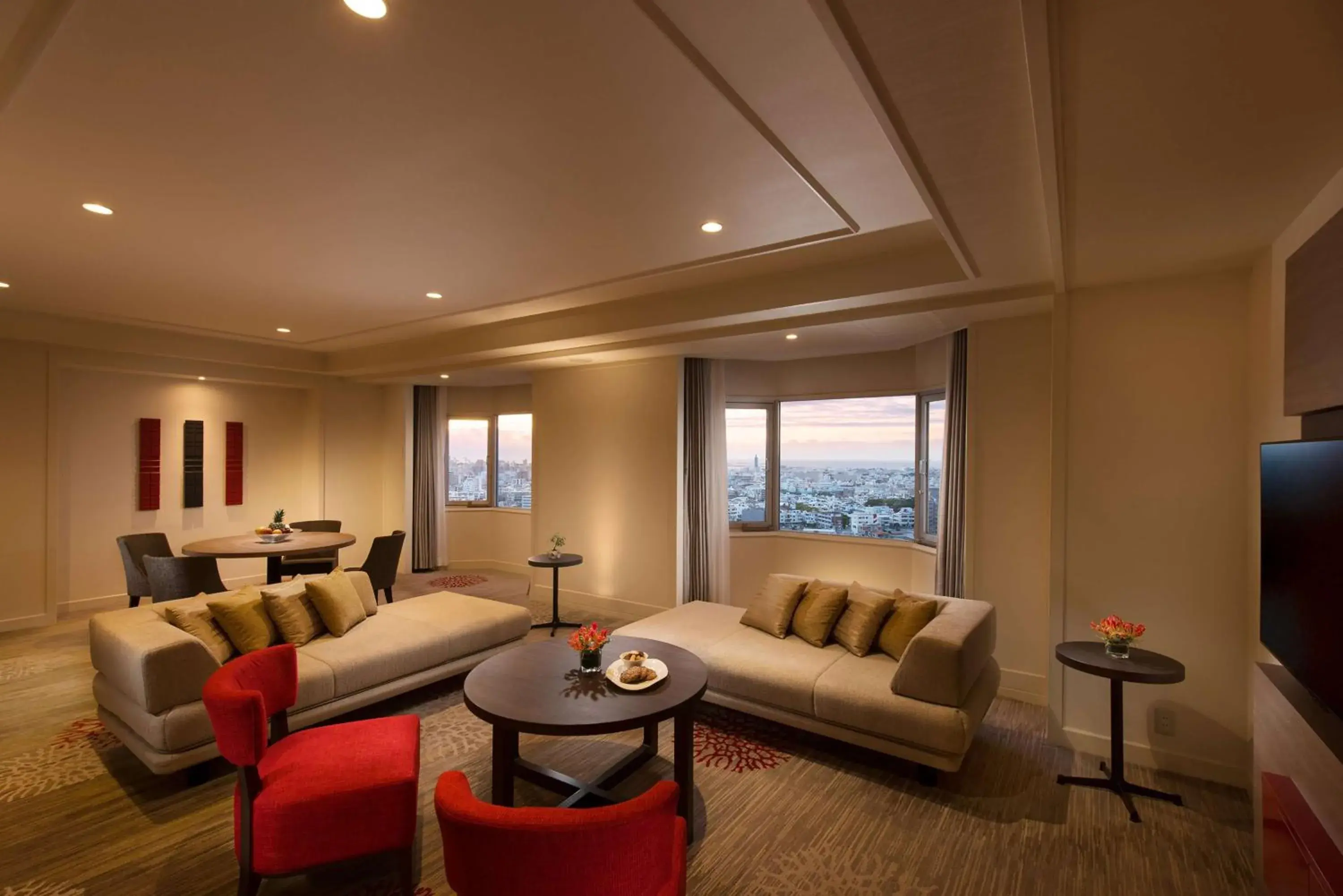 Bedroom, Seating Area in DoubleTree by Hilton Naha Shuri Castle