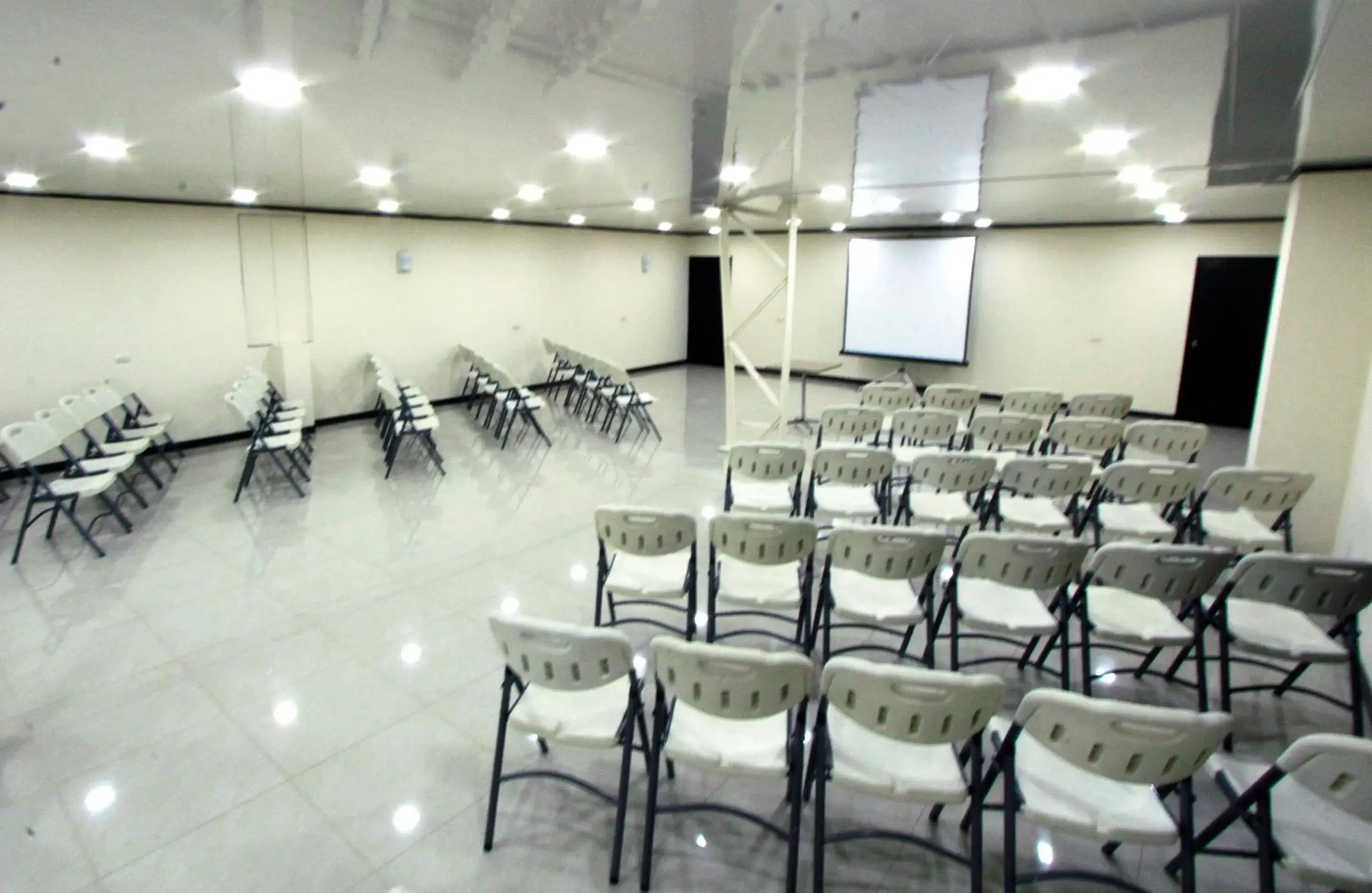 Meeting/conference room in Hotel Ambassador