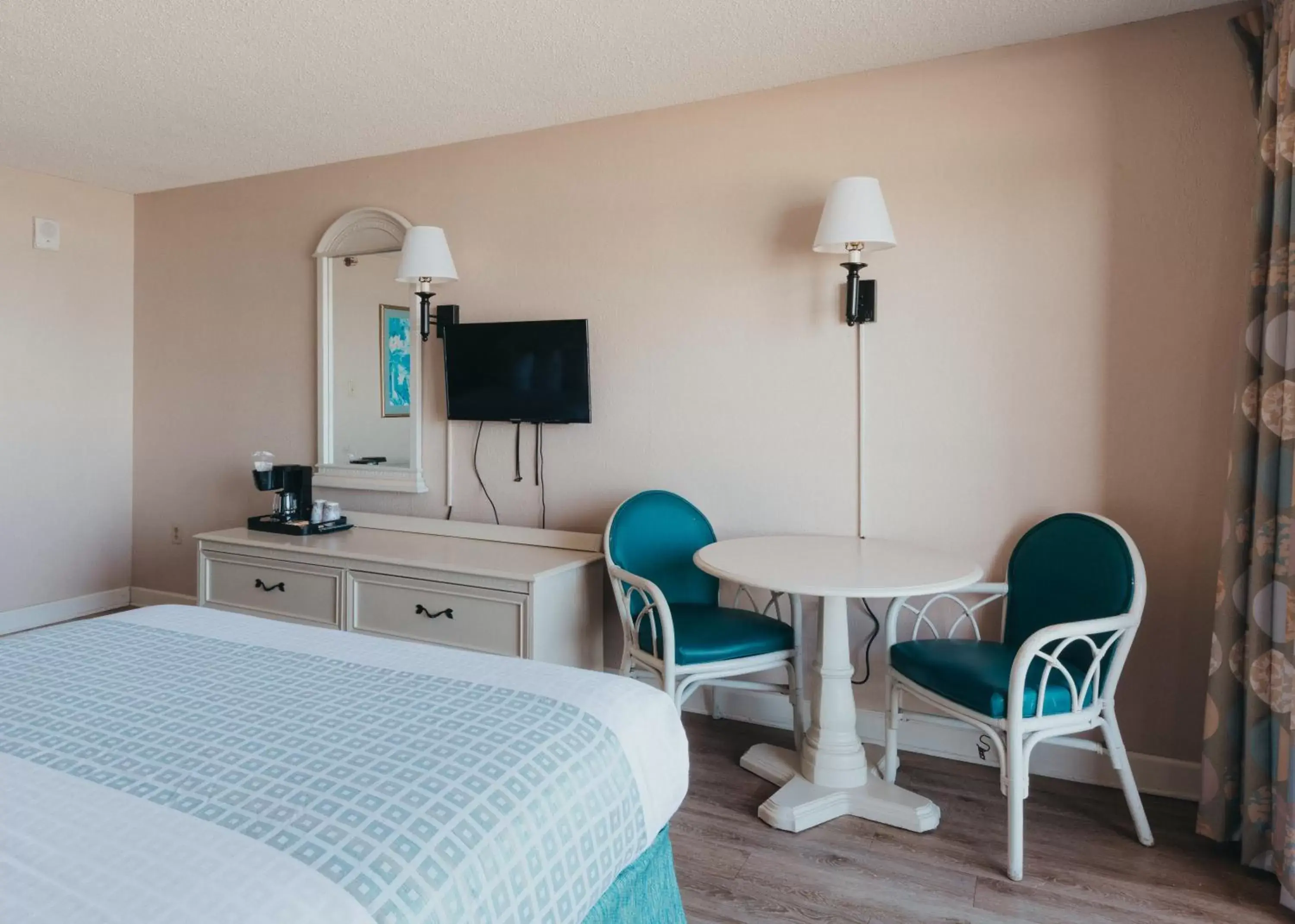 Bedroom, Seating Area in Sandcastle Oceanfront Resort South Beach