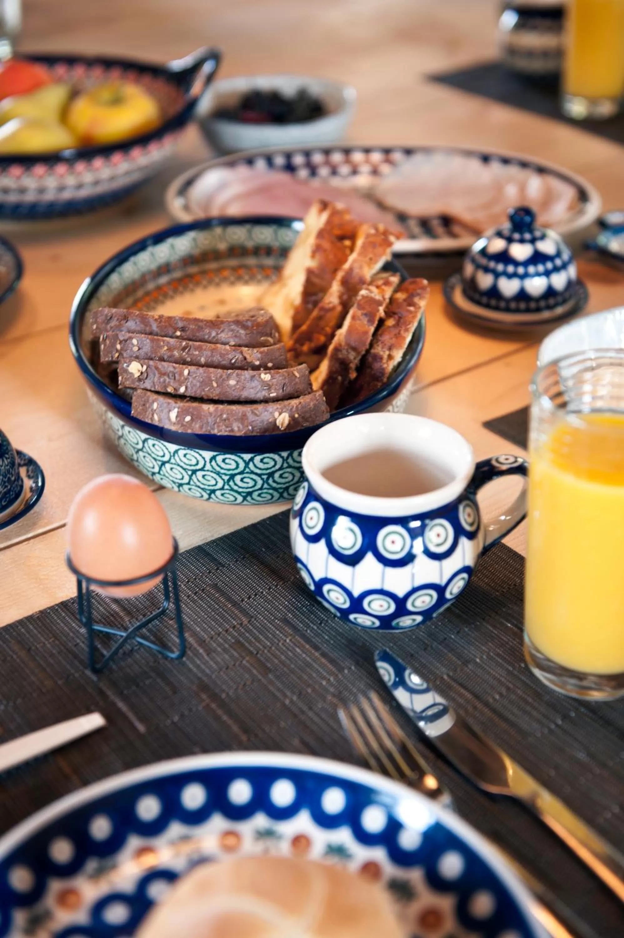 Continental breakfast in Hof van Eersel