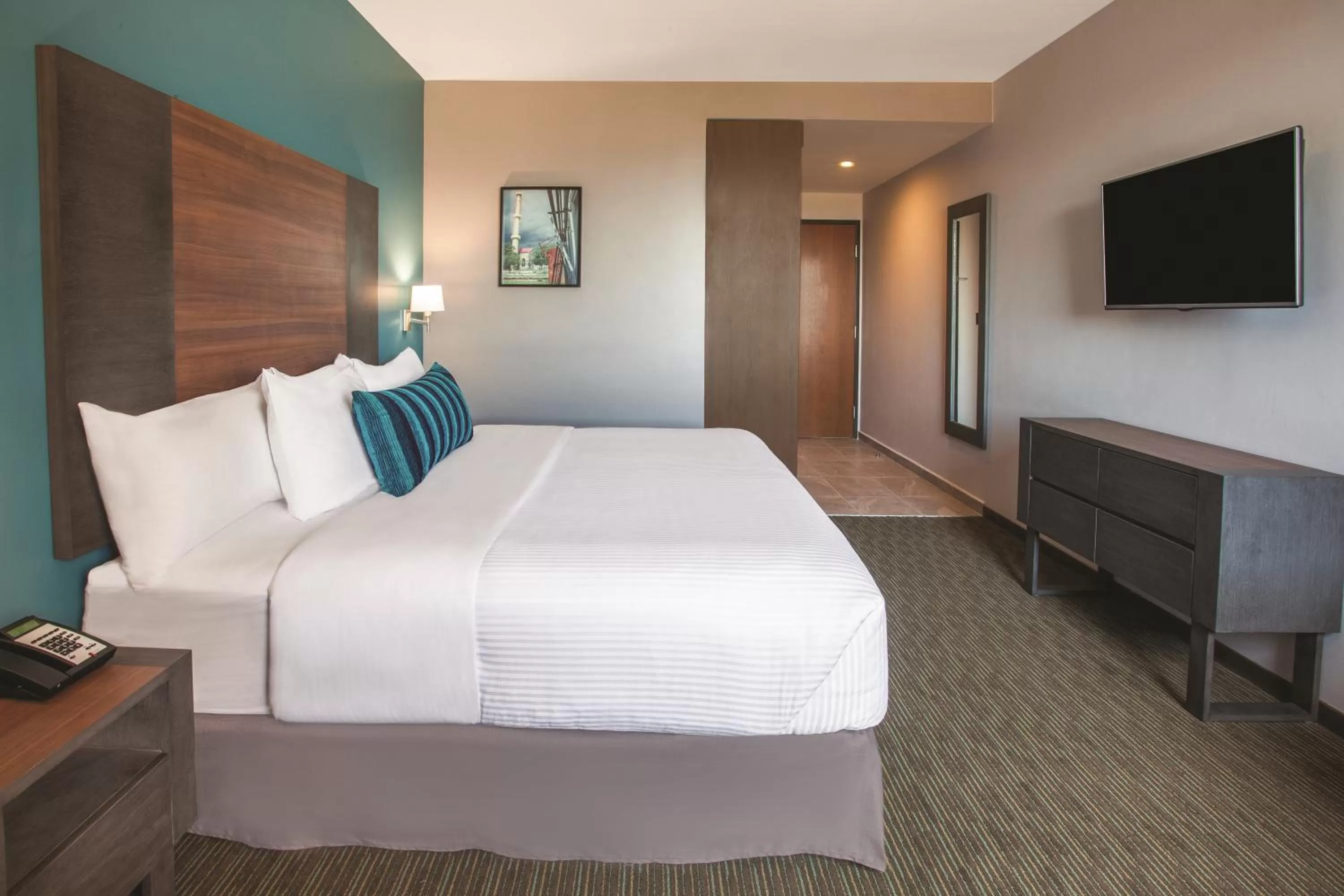 Bedroom, Bed in La Quinta by Wyndham Aguascalientes