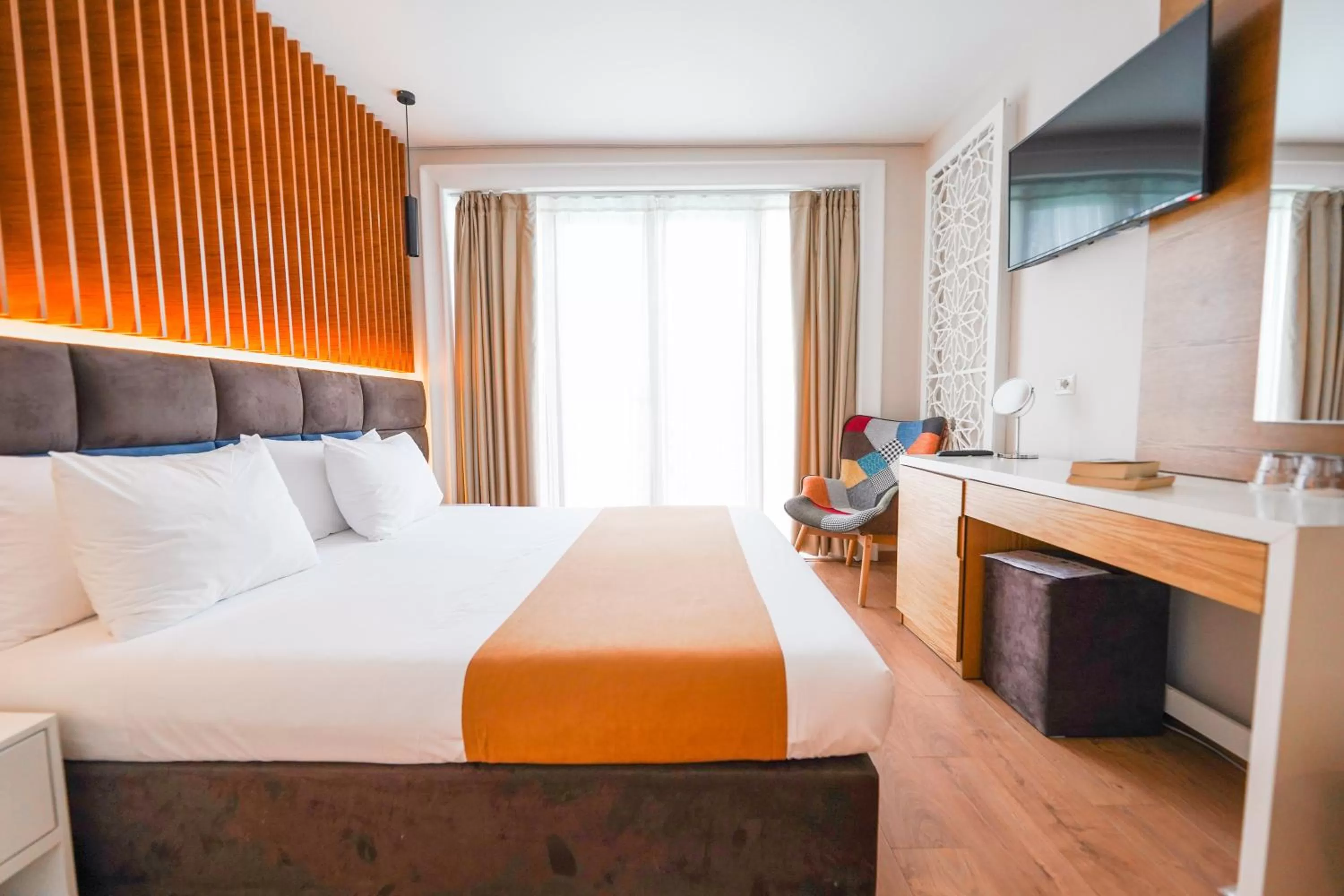 Photo of the whole room, Bed in Vinea Resort