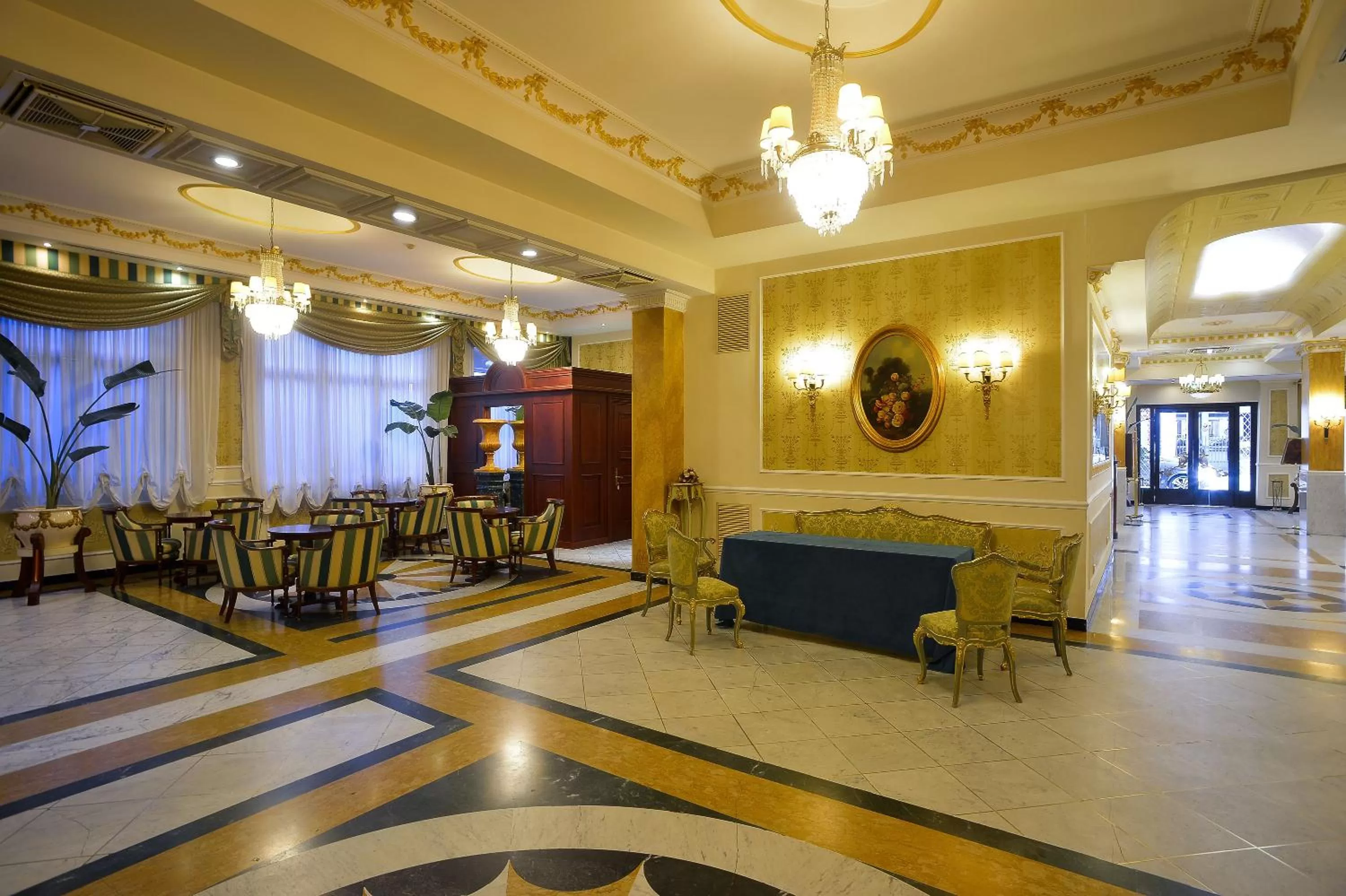 Lounge or bar in Zanhotel Europa