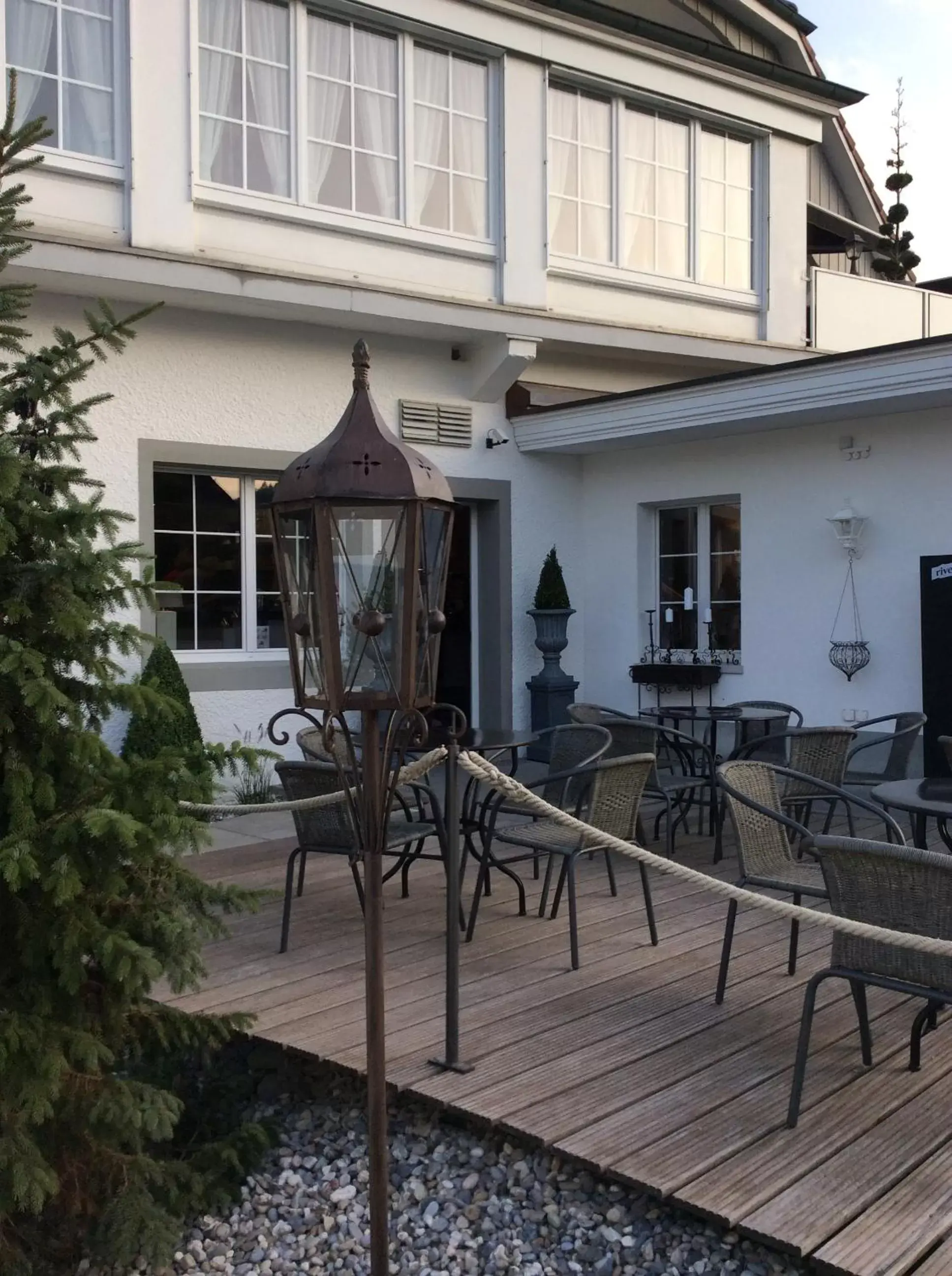 Balcony/Terrace in Landcafe mit Mini Hotel