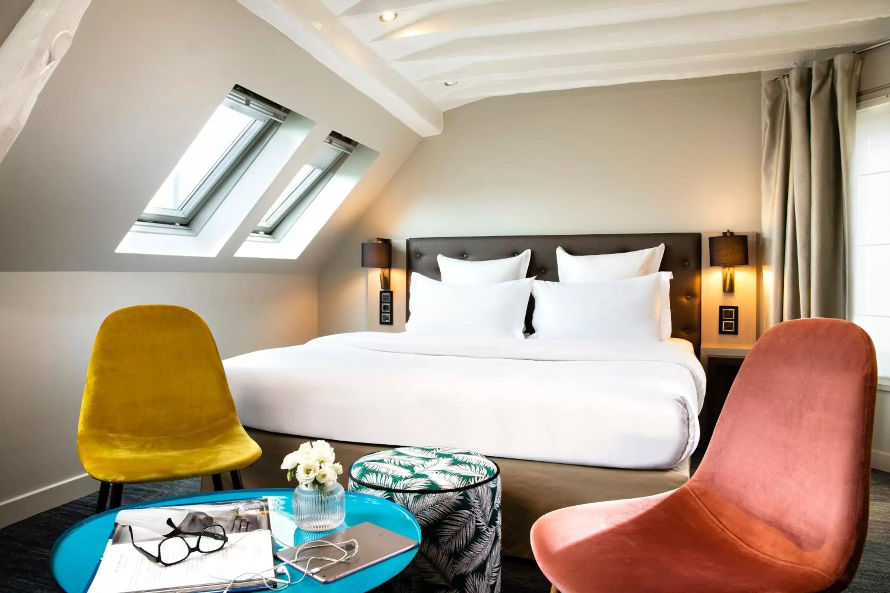 Bed in Hôtel Maxim Opéra