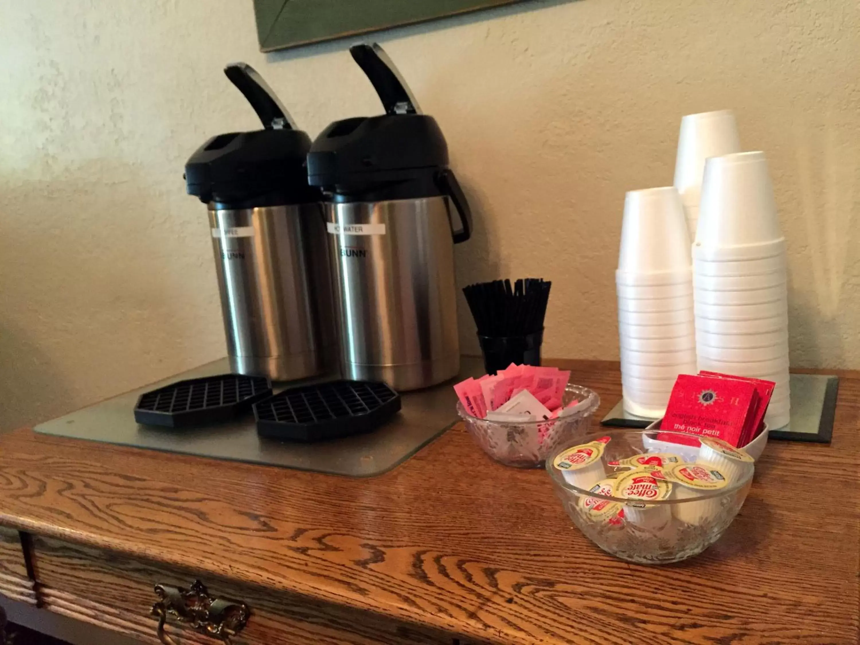 Food and drinks in Boulder Dam Hotel Food and drinks in Boulder Dam Hotel