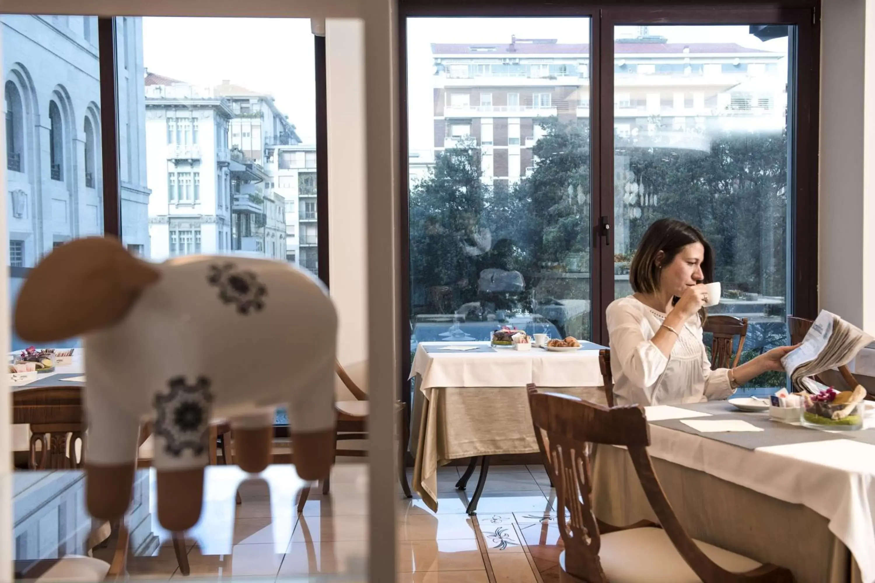 Restaurant/places to eat in Hotel Plaza Restaurant/places to eat in Hotel Plaza