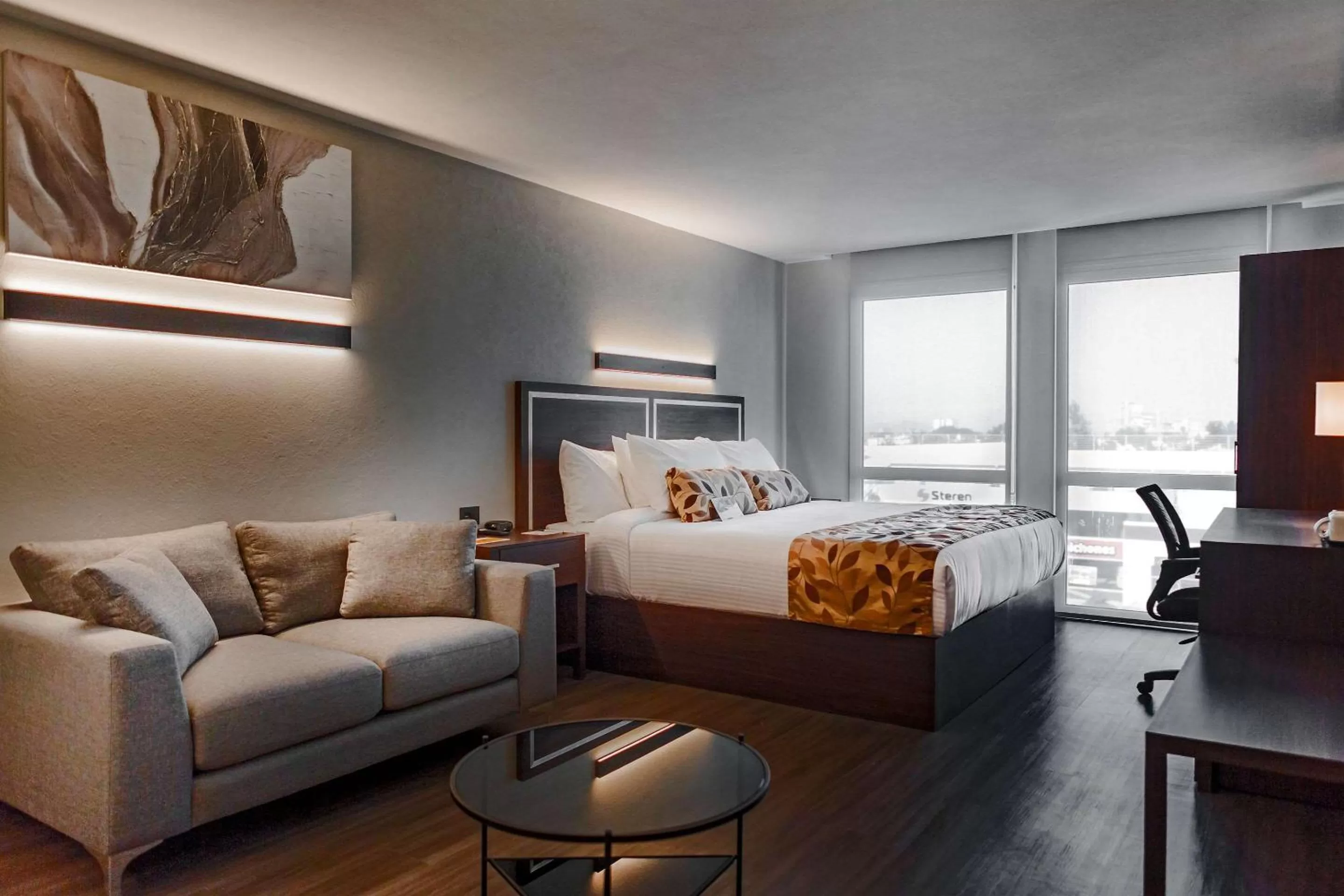 Bedroom, Bed in Sleep Inn Guadalajara Galerias