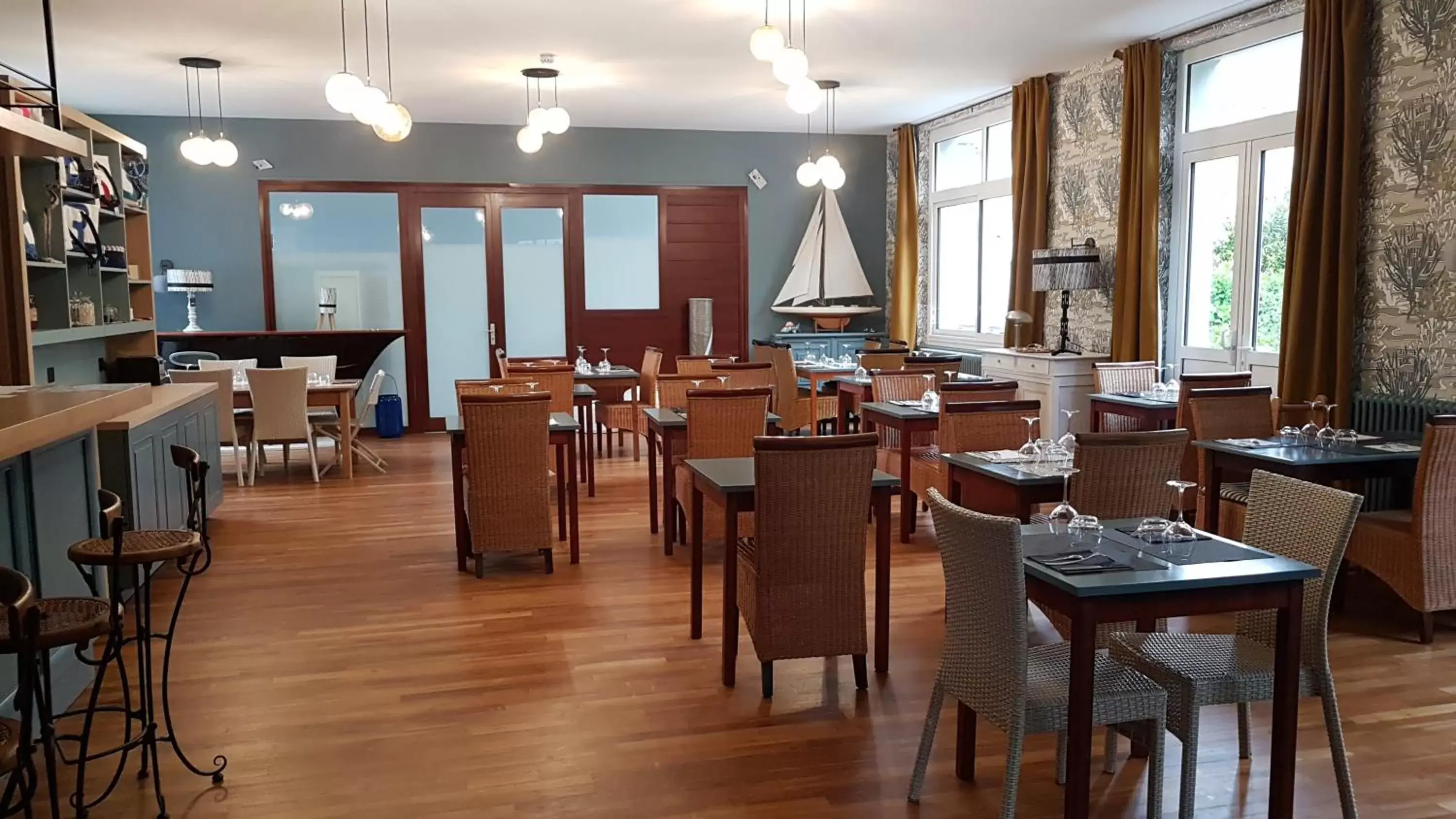 Restaurant/Places to Eat in Hotel Restaurant Spa De La Citadelle Lorient