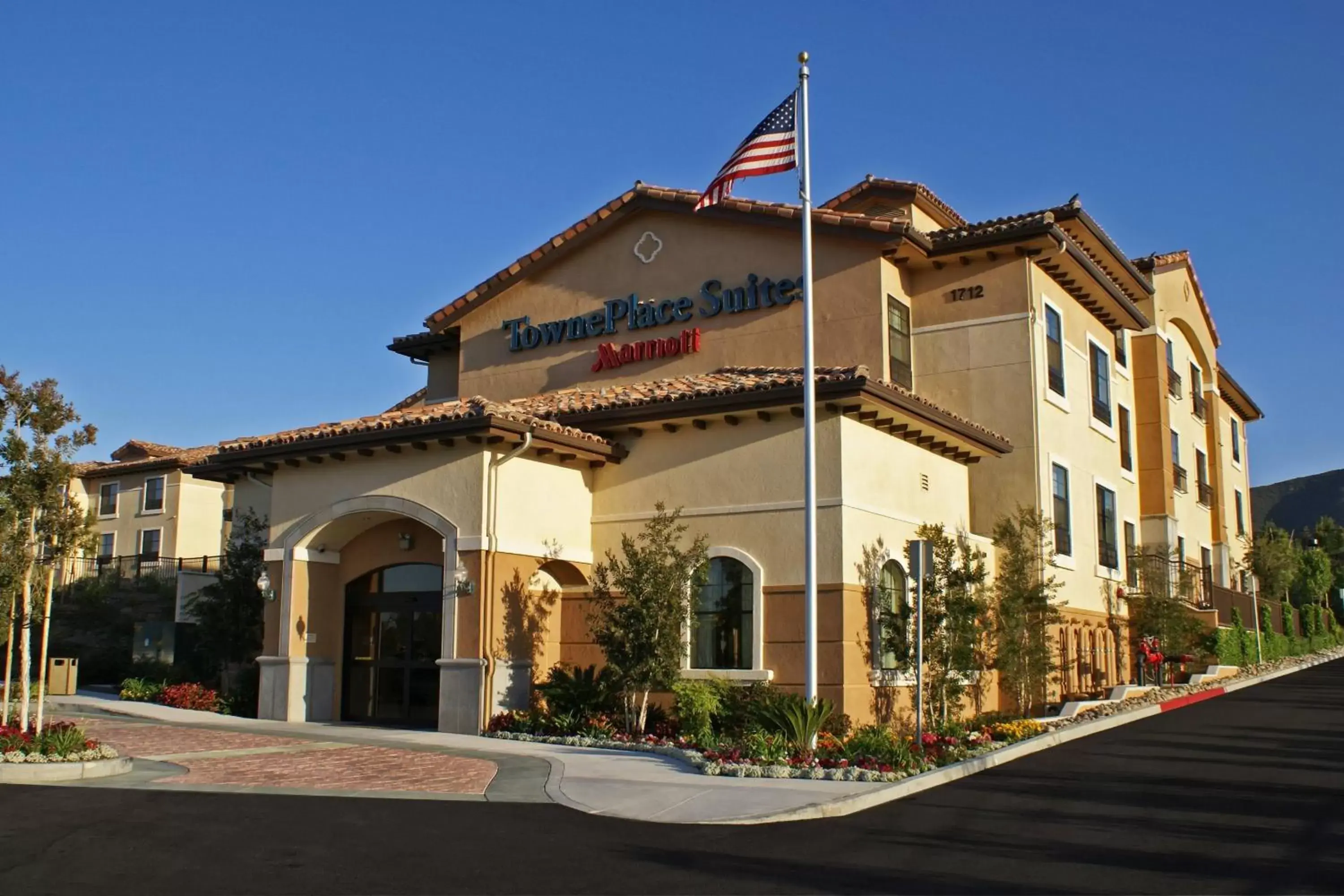 Property Building in TownePlace Suites Thousand Oaks Ventura County