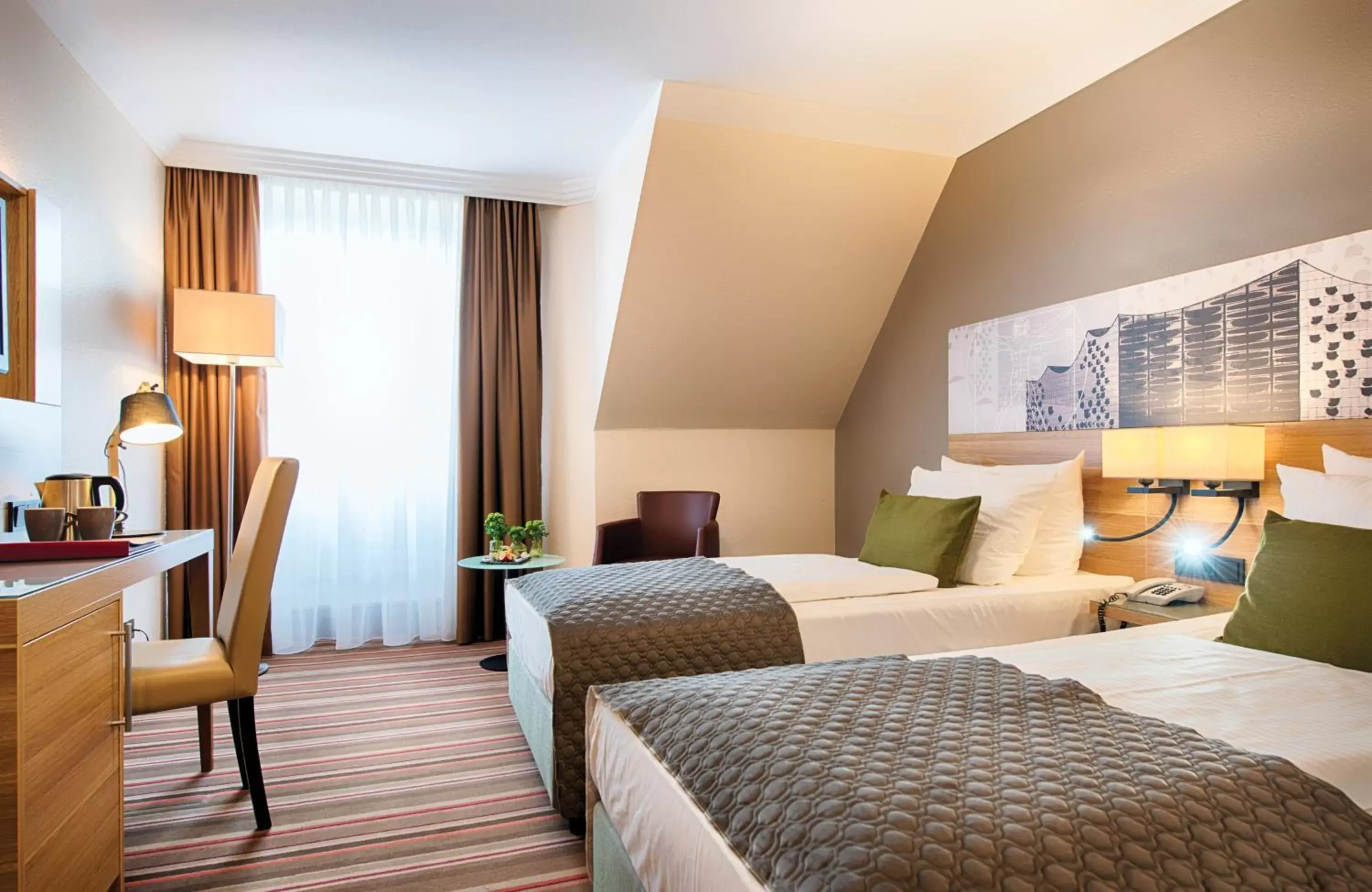 Photo of the whole room, Bed in Leonardo Hotel Hamburg Stillhorn Photo of the whole room, Bed in Leonardo Hotel Hamburg Stillhorn