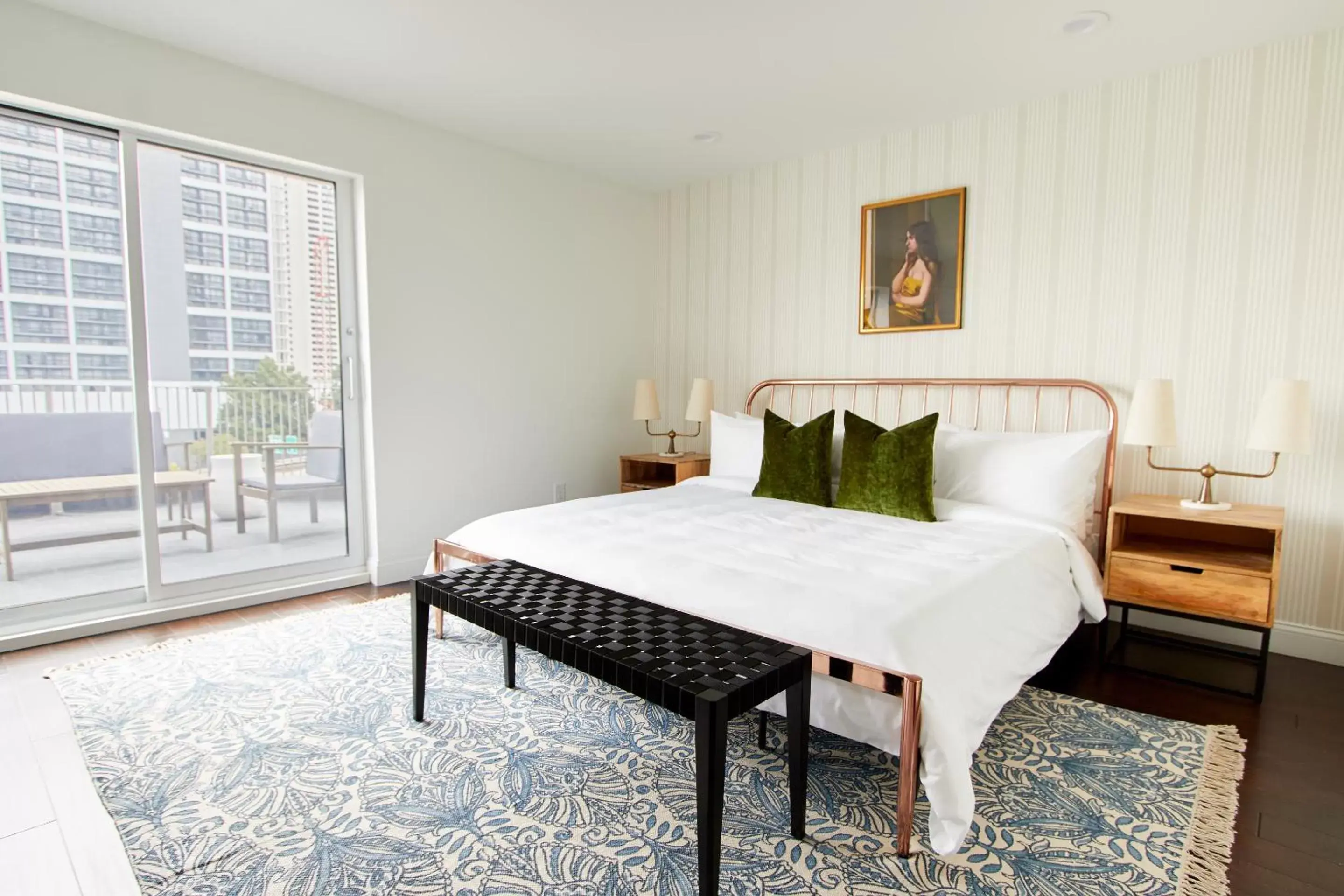 Living room, Bed in Sonder Baltimore Place