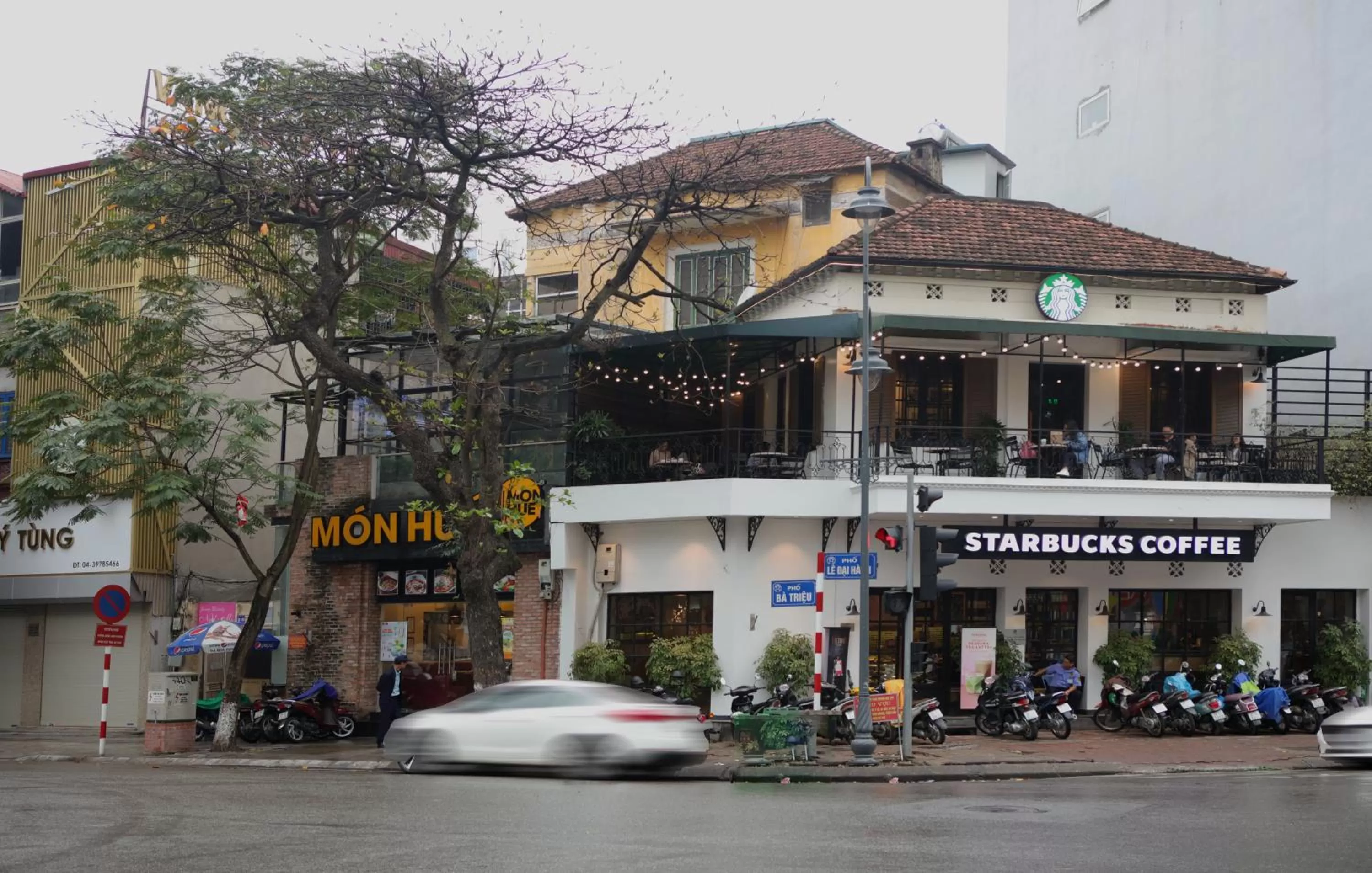 Restaurant/places to eat, Property Building in The First Ba Trieu