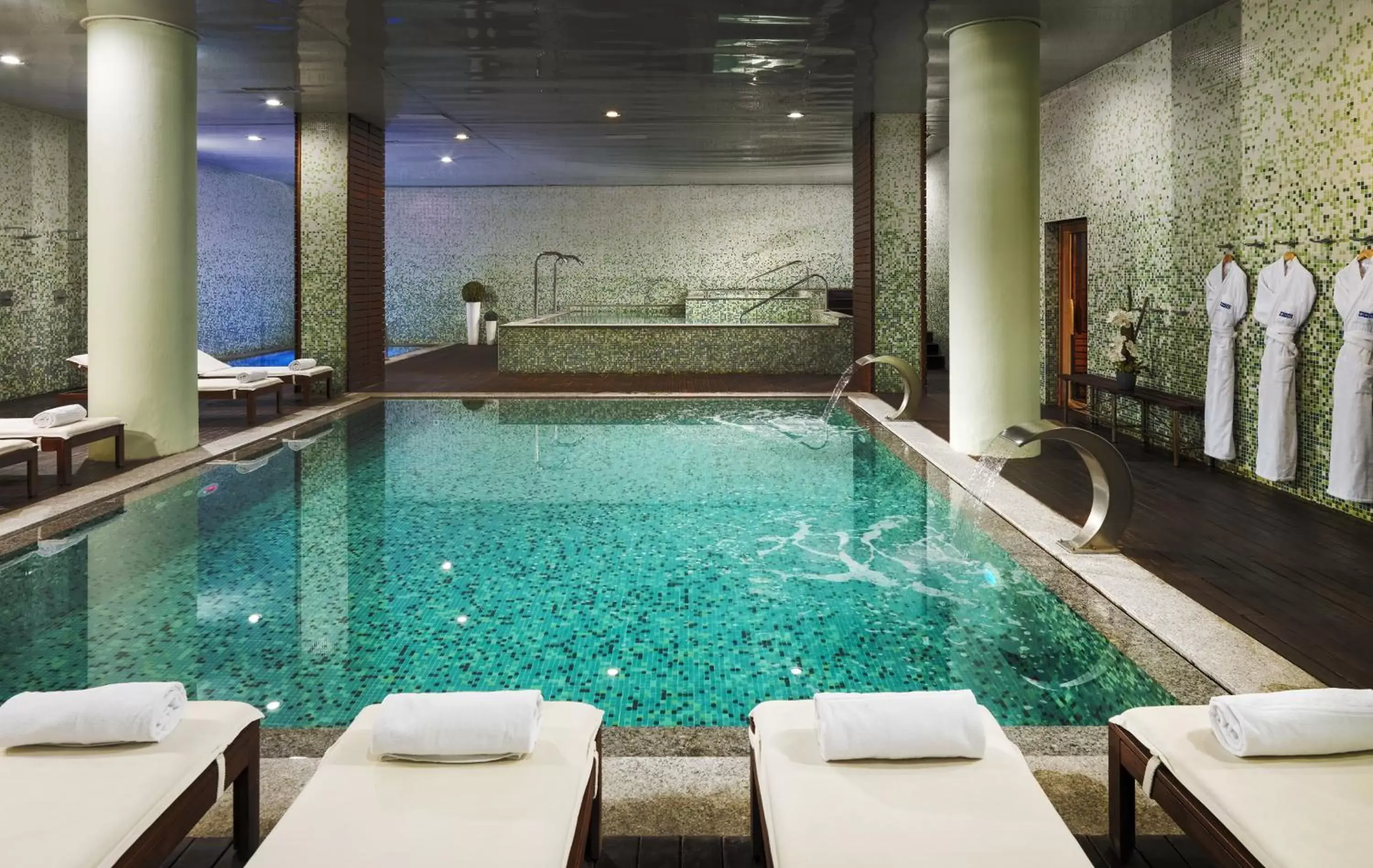 Spa and wellness centre/facilities, Swimming Pool in H10 Marina Barcelona