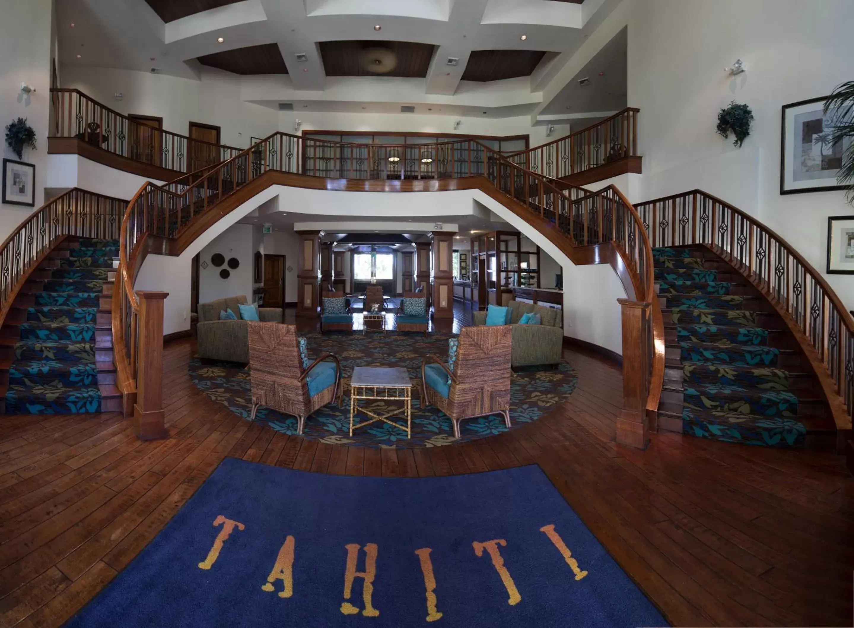 Lobby or reception, Lounge/Bar in Tahiti All-Suite Resort