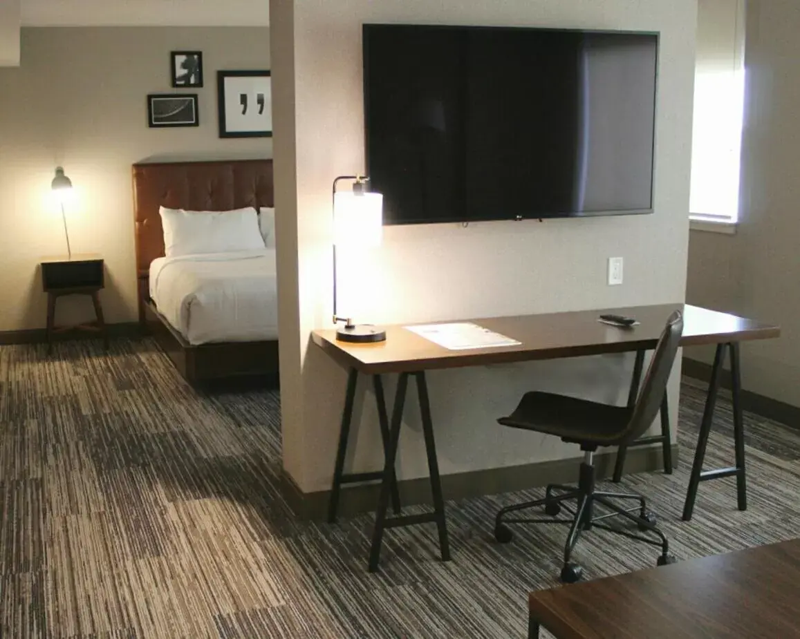 TV/Entertainment Center in Sunbridge Hotel & Conference Centre Sarnia