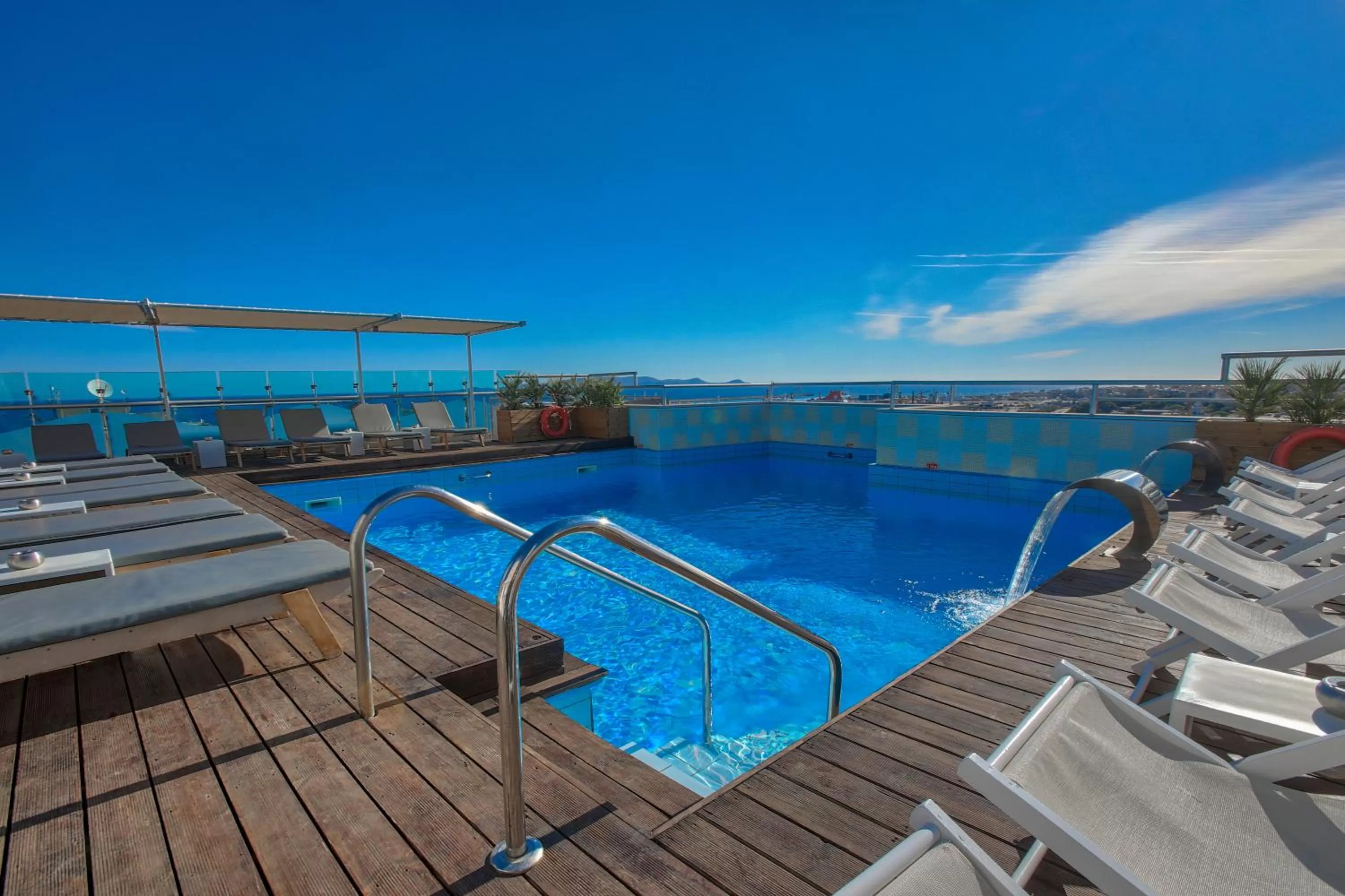 Swimming pool in Capsis Astoria Heraklion