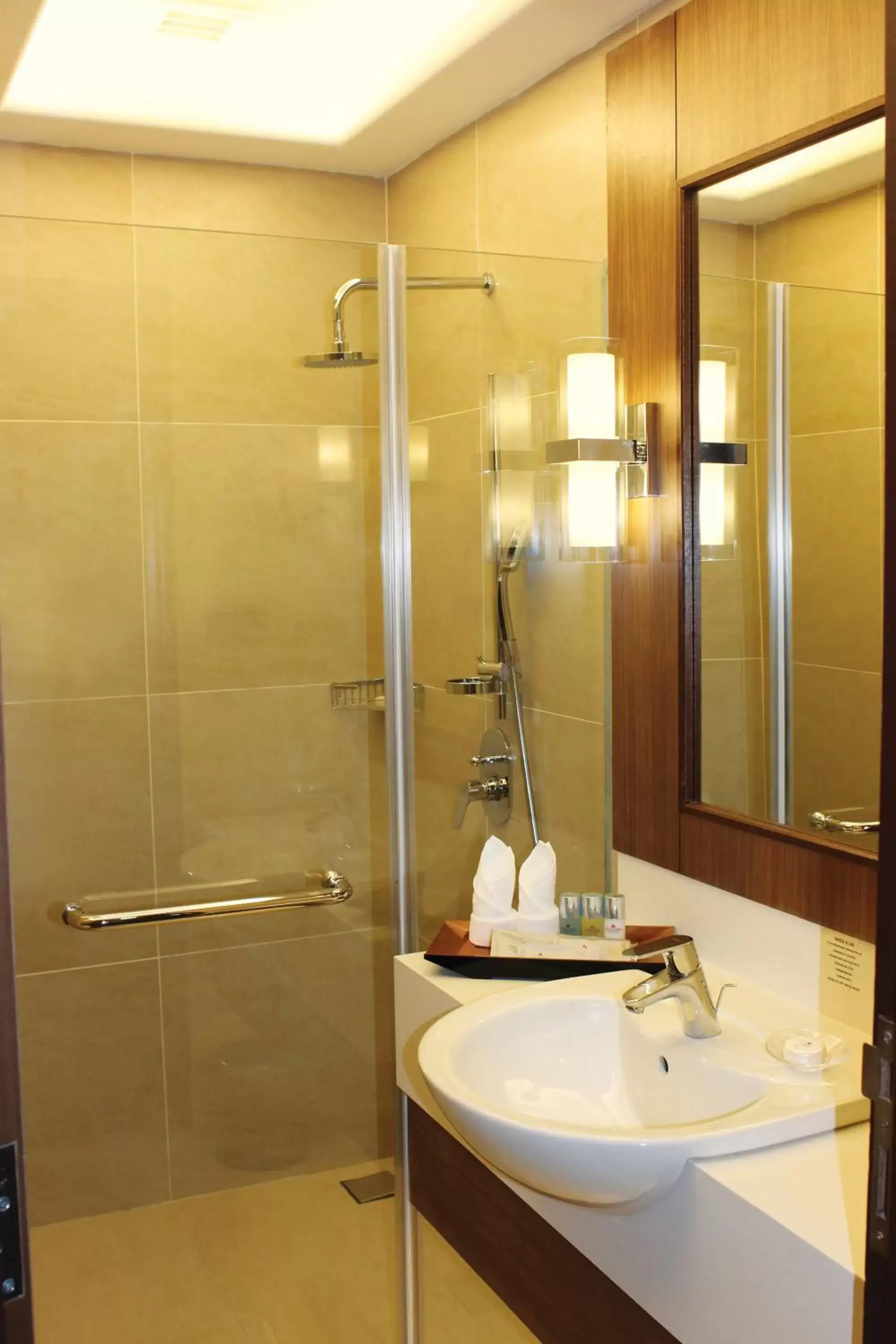 Bathroom in The Wembley – A St Giles Hotel, Penang