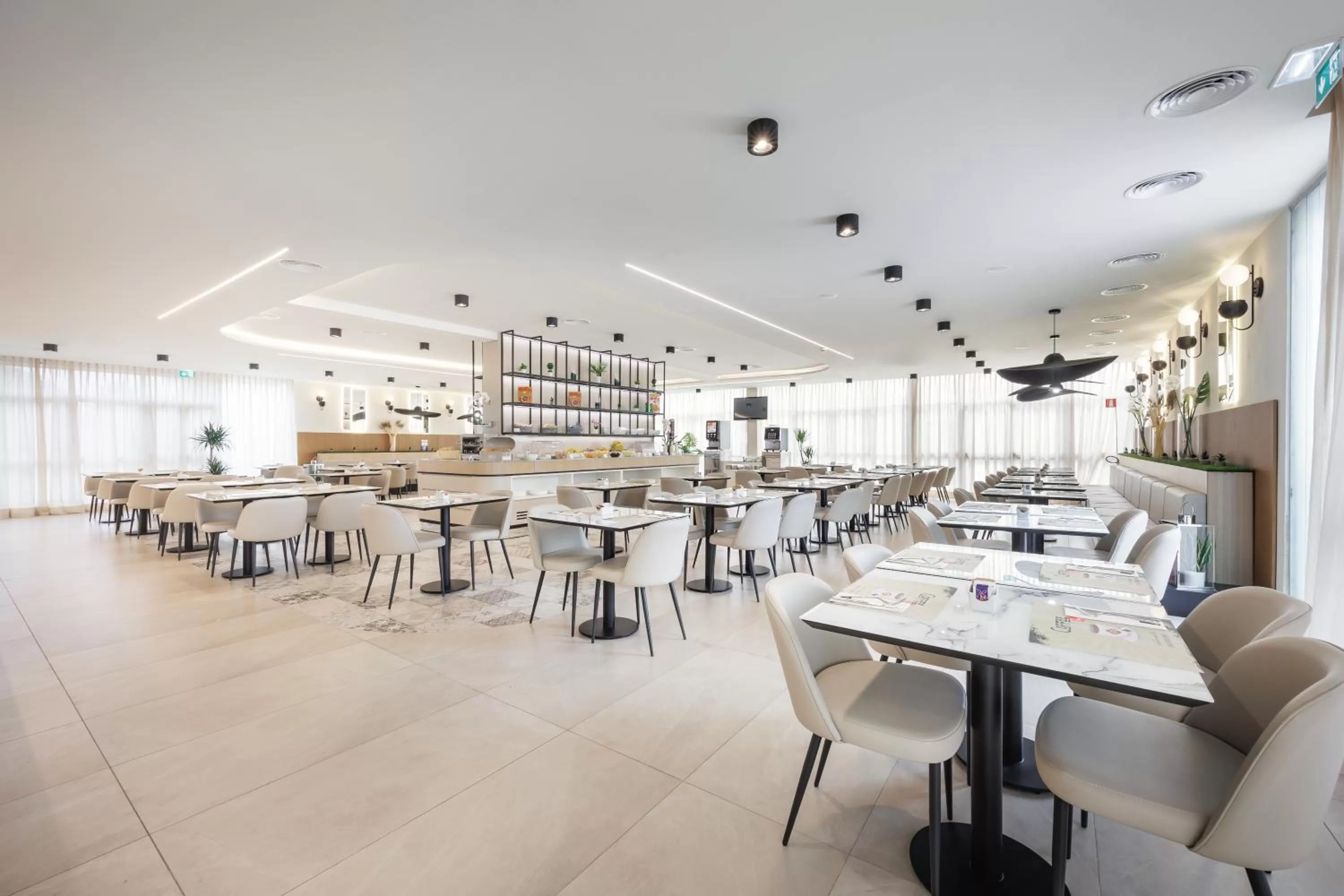 Breakfast in JR Hotels Gate 7 Bologna