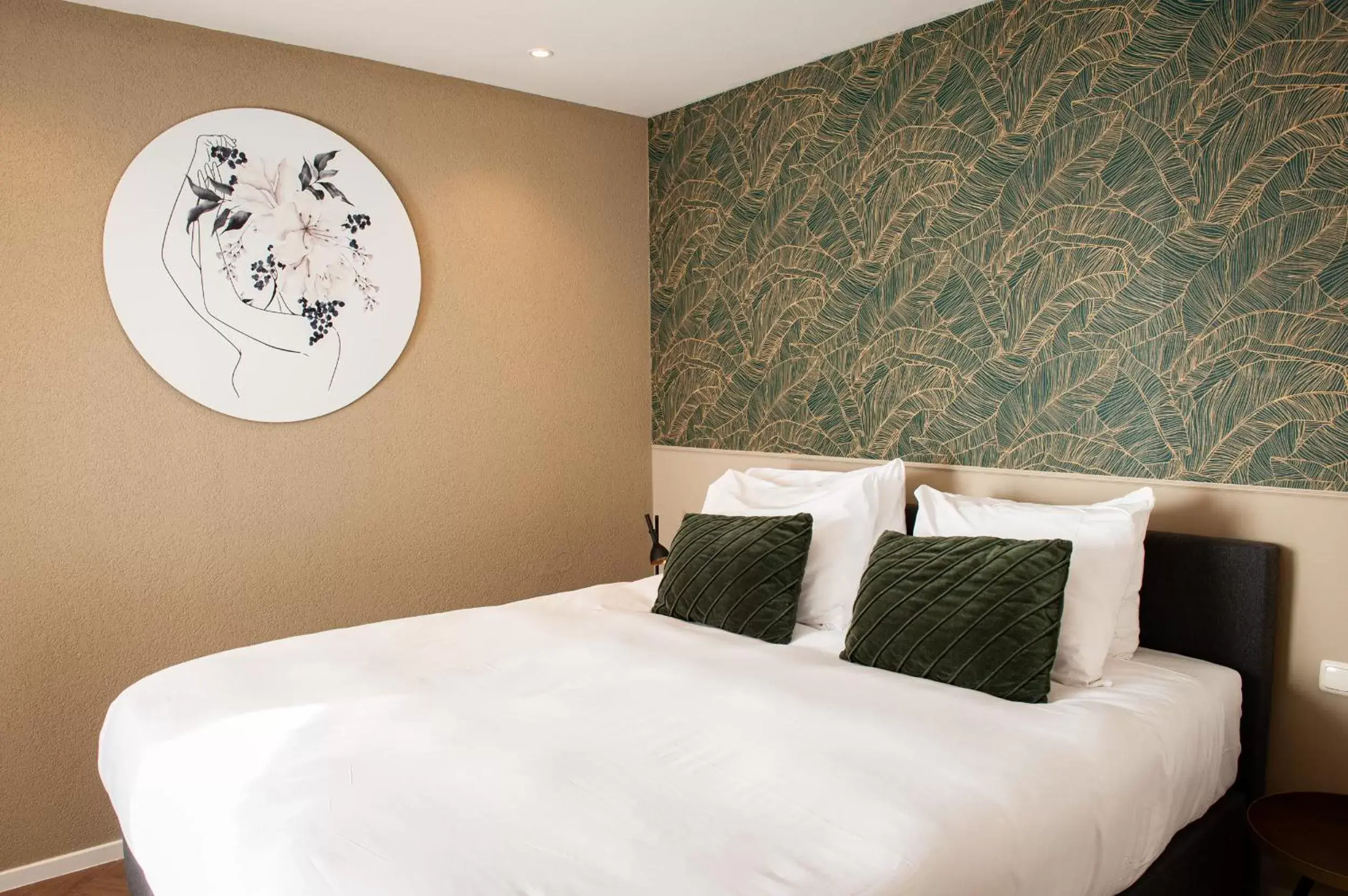 Bedroom, Bed in De Zon Hotel & Restaurant by Flow