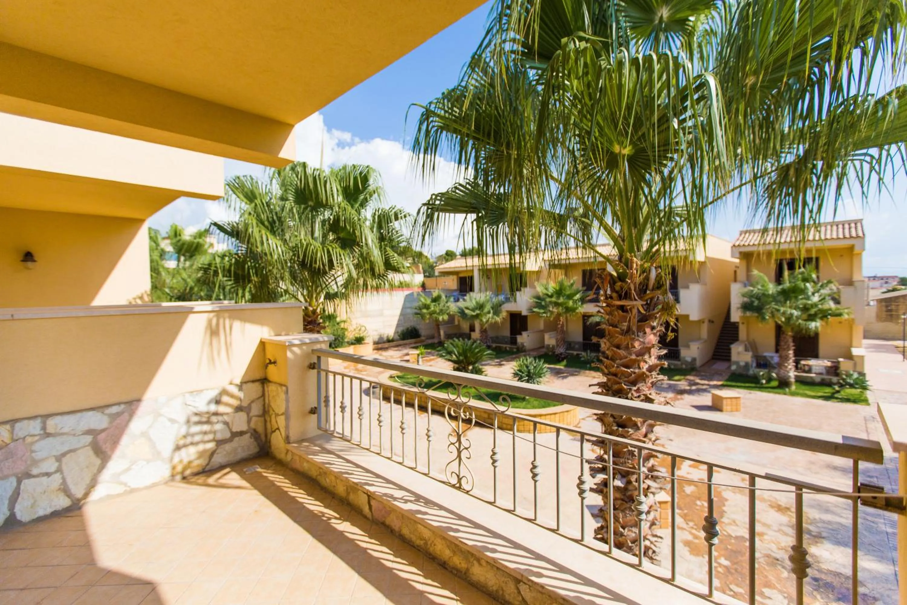 Balcony/Terrace in Triscinamare Hotel Residence