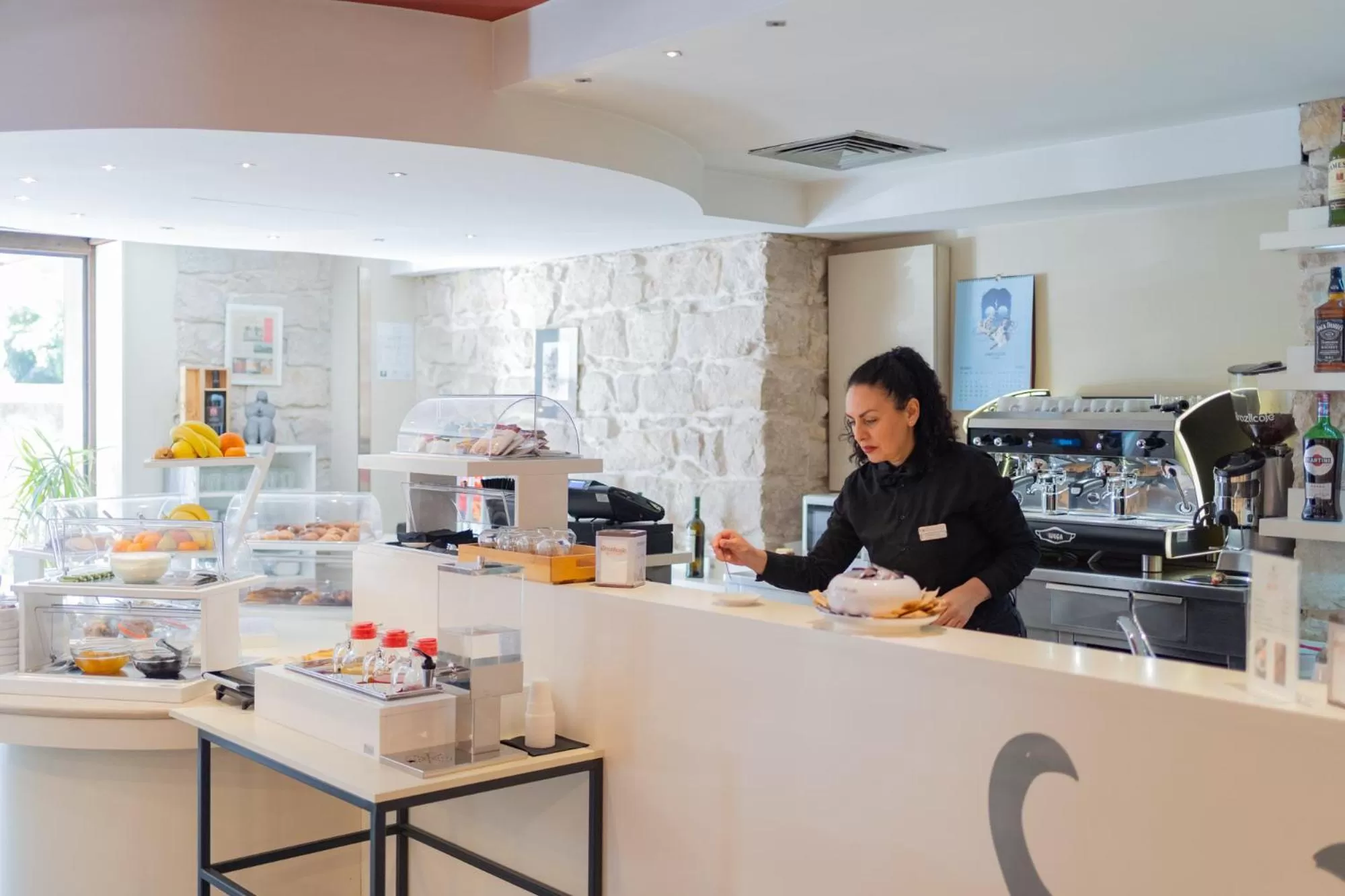 Restaurant/places to eat in El Homs Palace Hotel