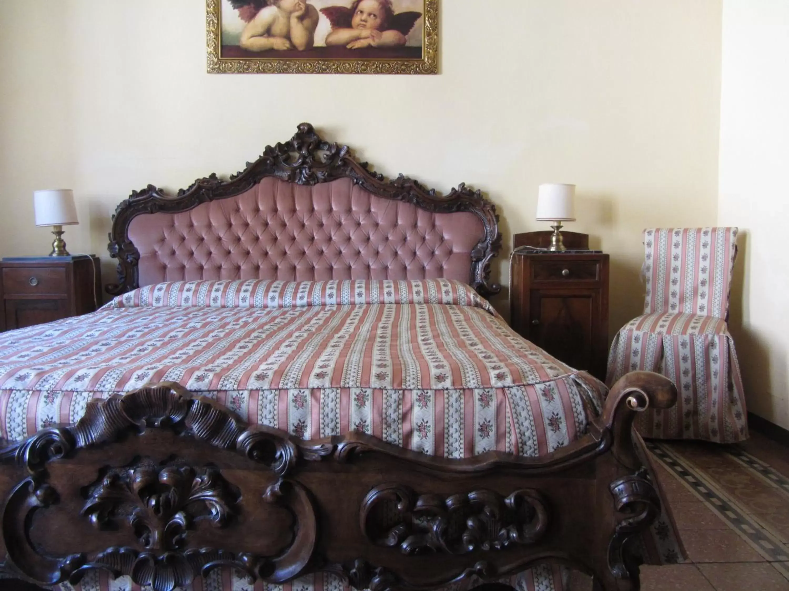 Bed in Relais Centro Storico