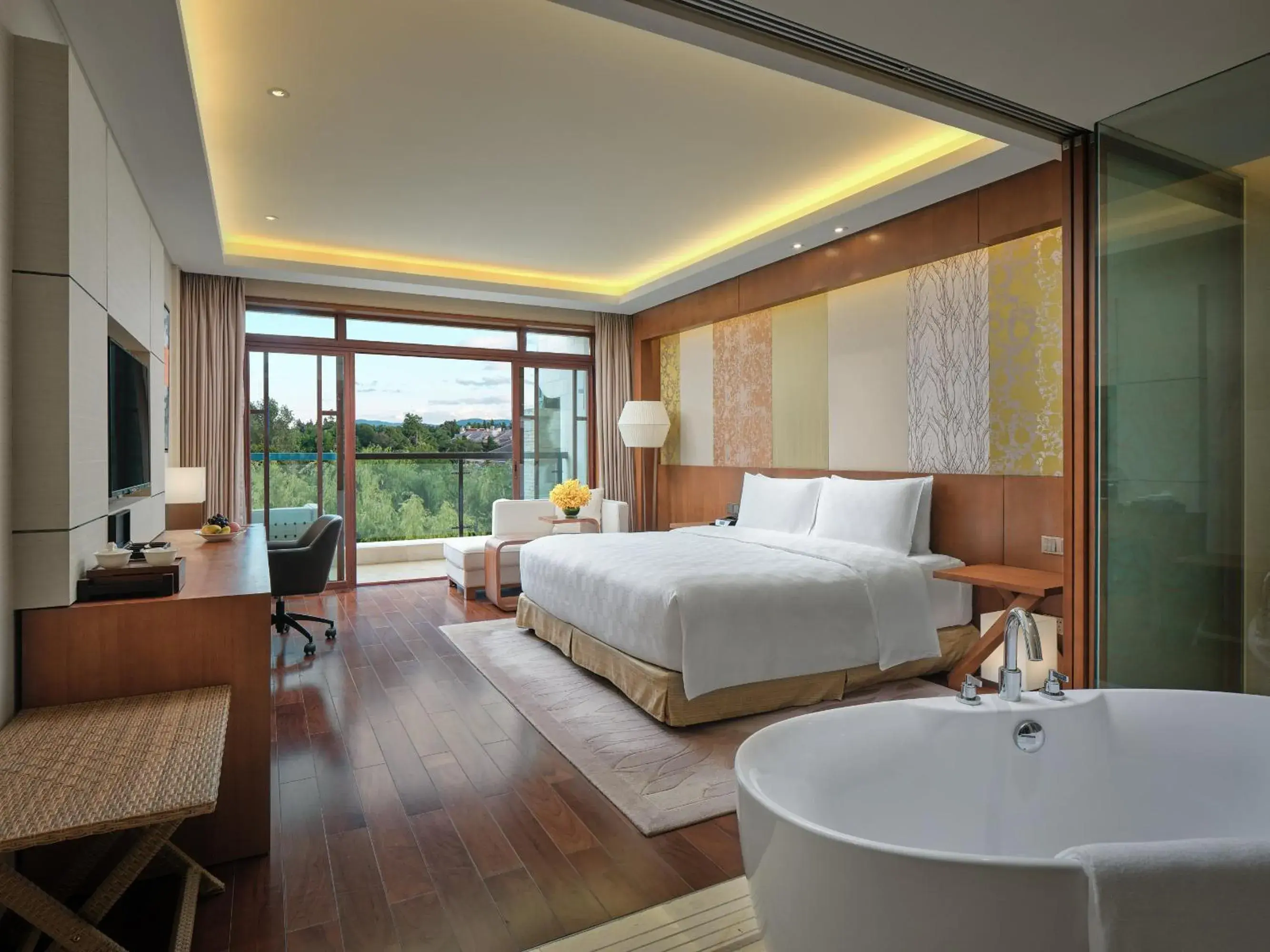 Photo of the whole room in HUALUXE Hotels & Resorts Kunming, an IHG Hotel