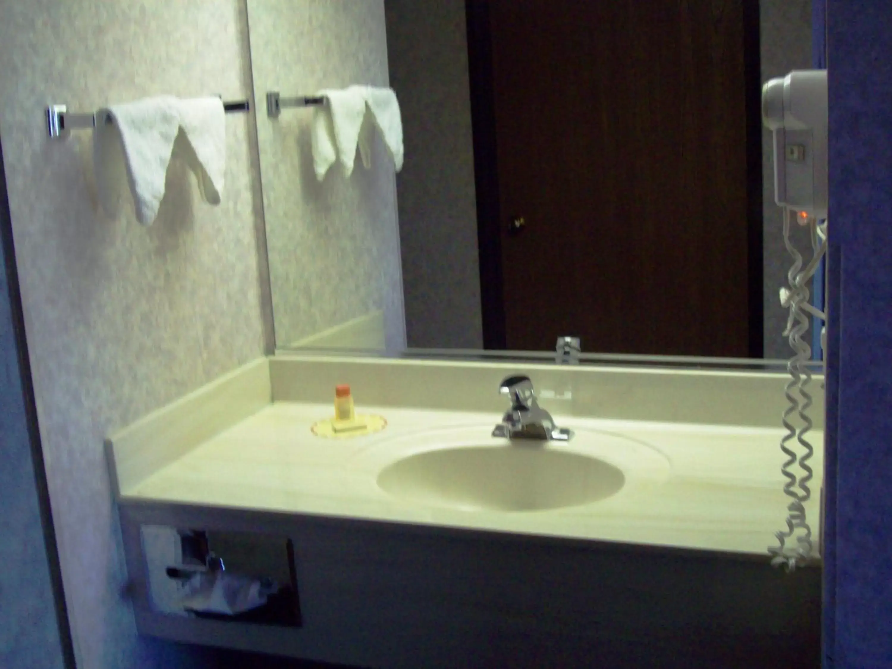 Bathroom in Days Inn & Suites by Wyndham Lordsburg