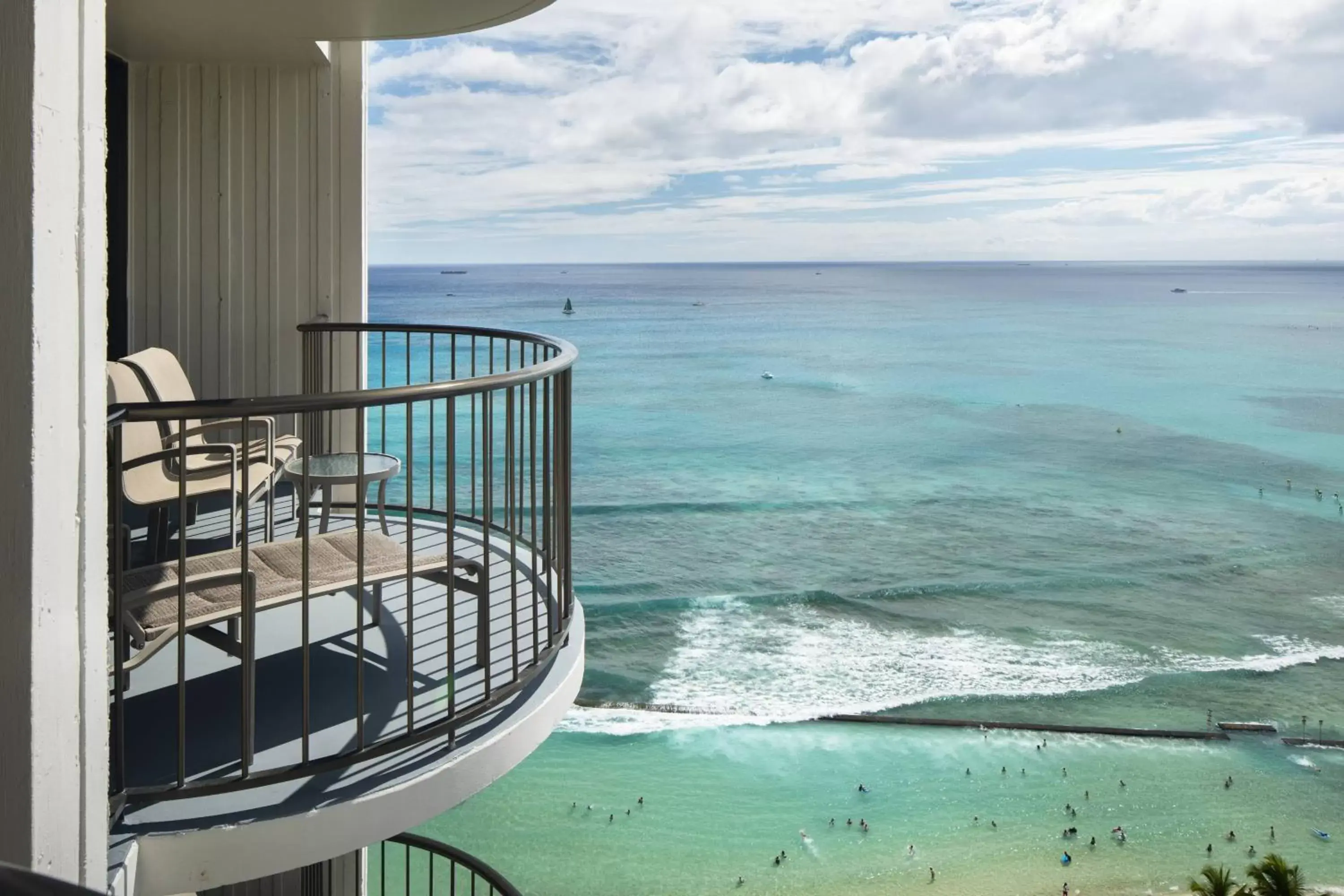 Beach, Sea View in Waikiki Beach Marriott Resort & Spa