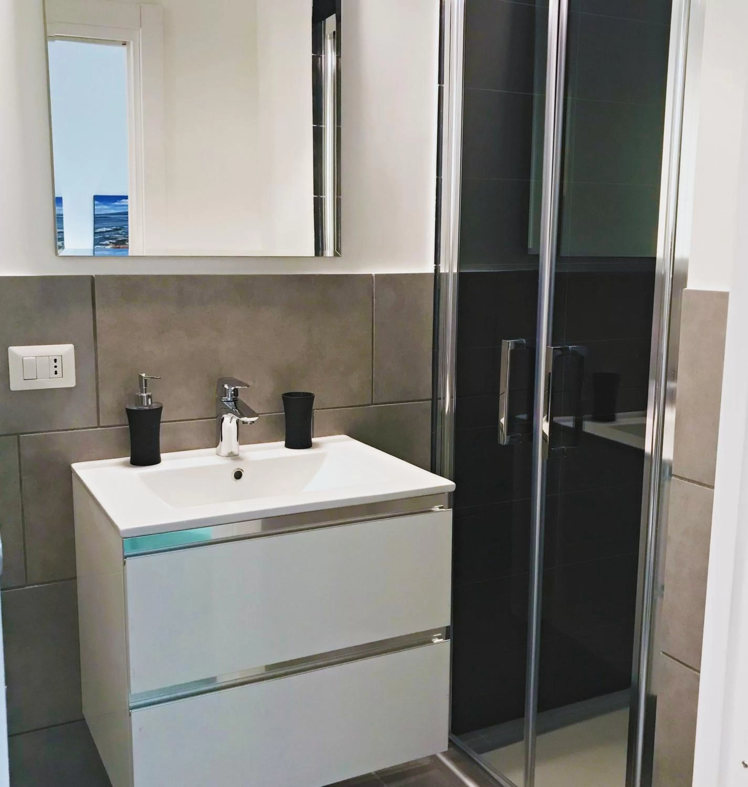 Shower in Mellos B&B