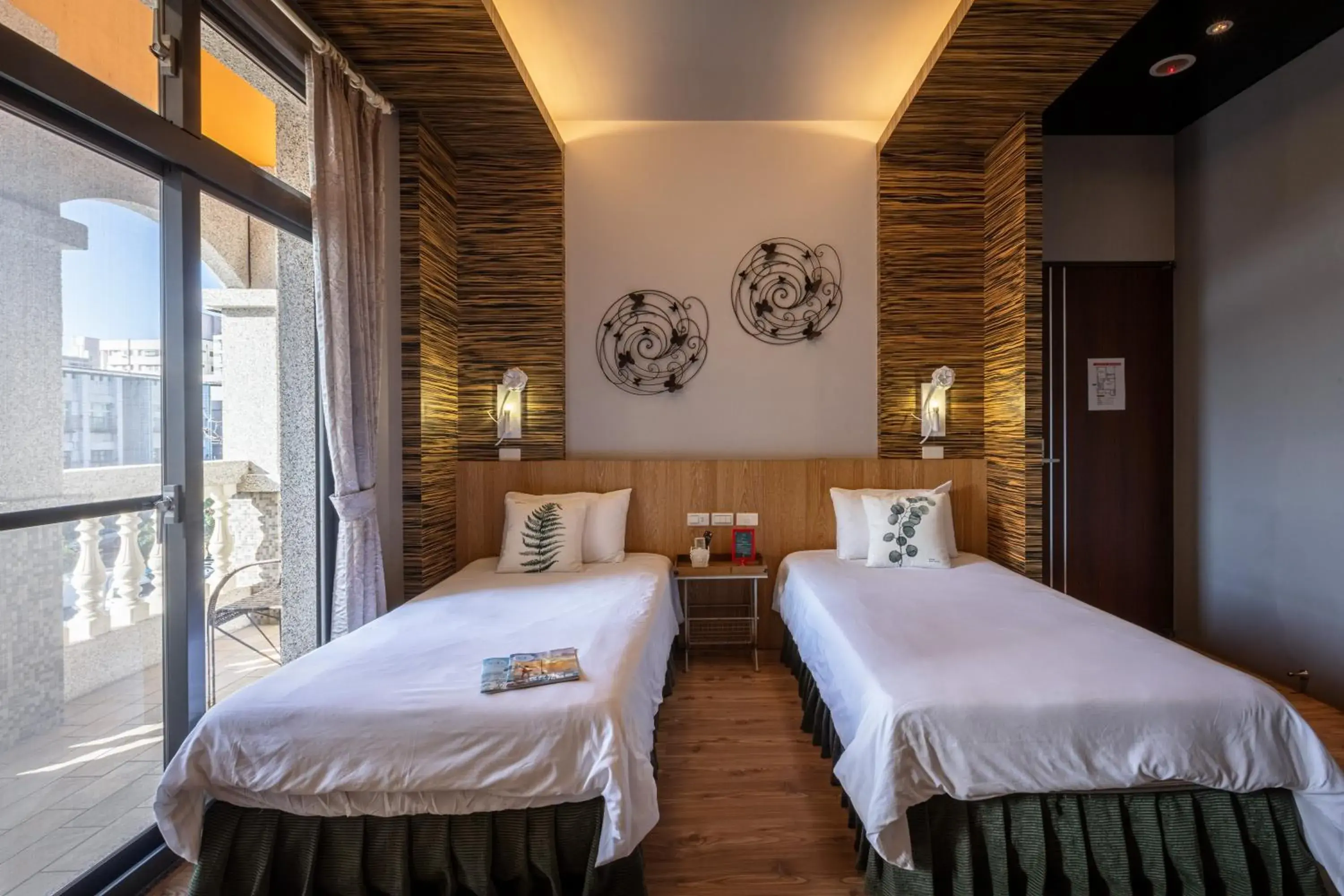 Deluxe Twin Room in Queen Love Homestay Deluxe Twin Room in Queen Love Homestay