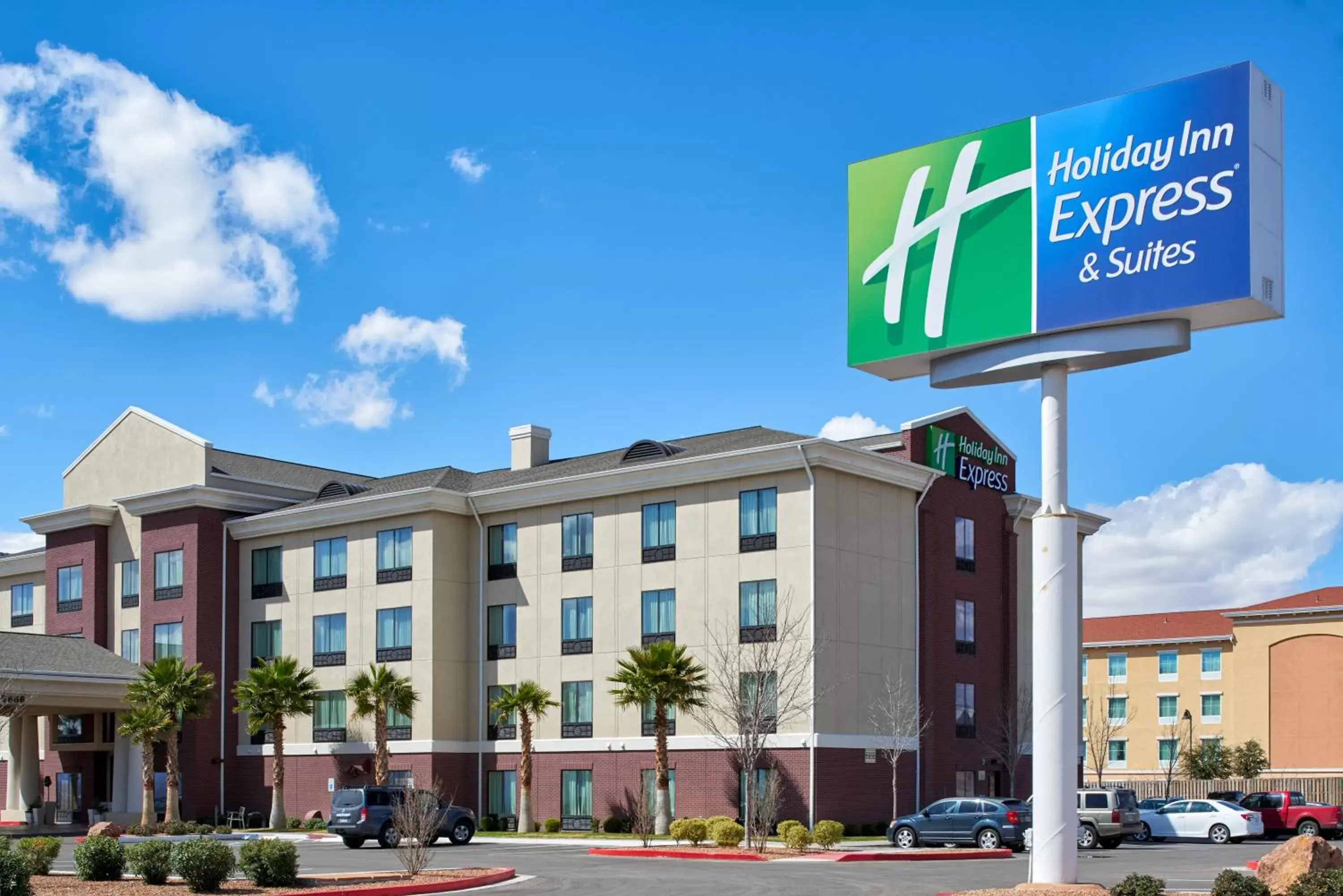 Property Building in Holiday Inn Express & Suites El Paso Airport, an IHG Hotel