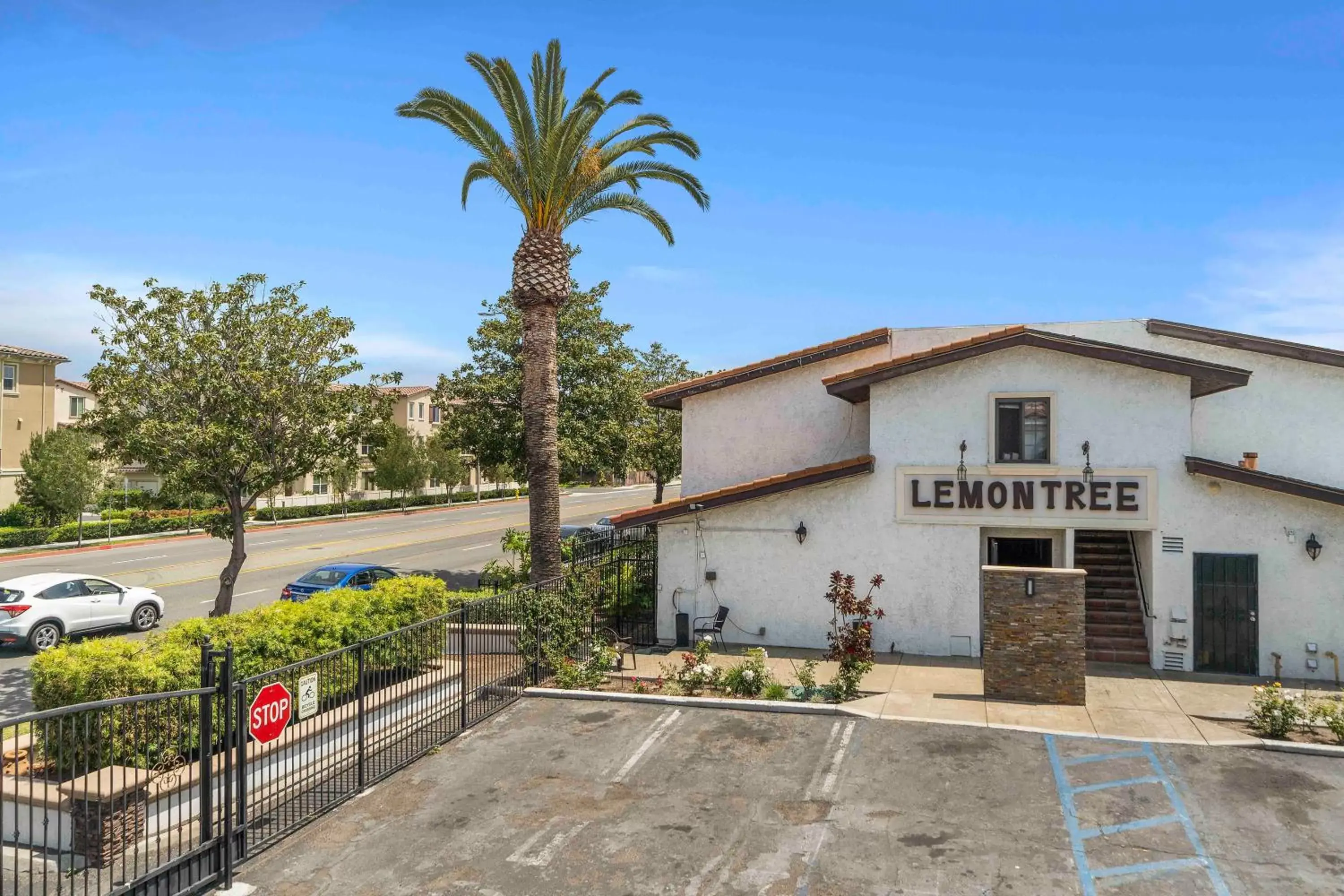 Property Building in The Lemon Tree Hotel