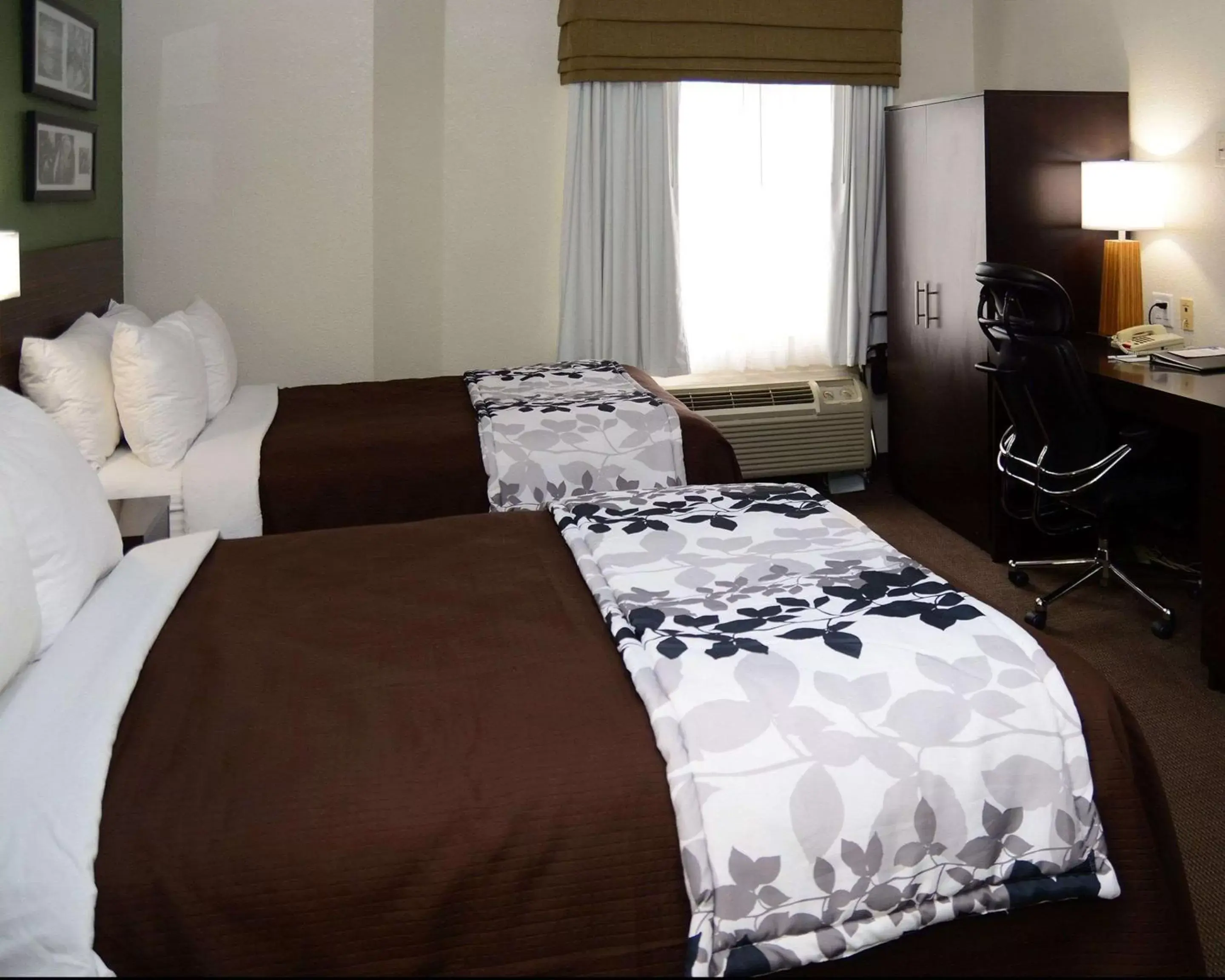 Photo of the whole room, Bed in Sleep Inn Horn Lake-Southaven