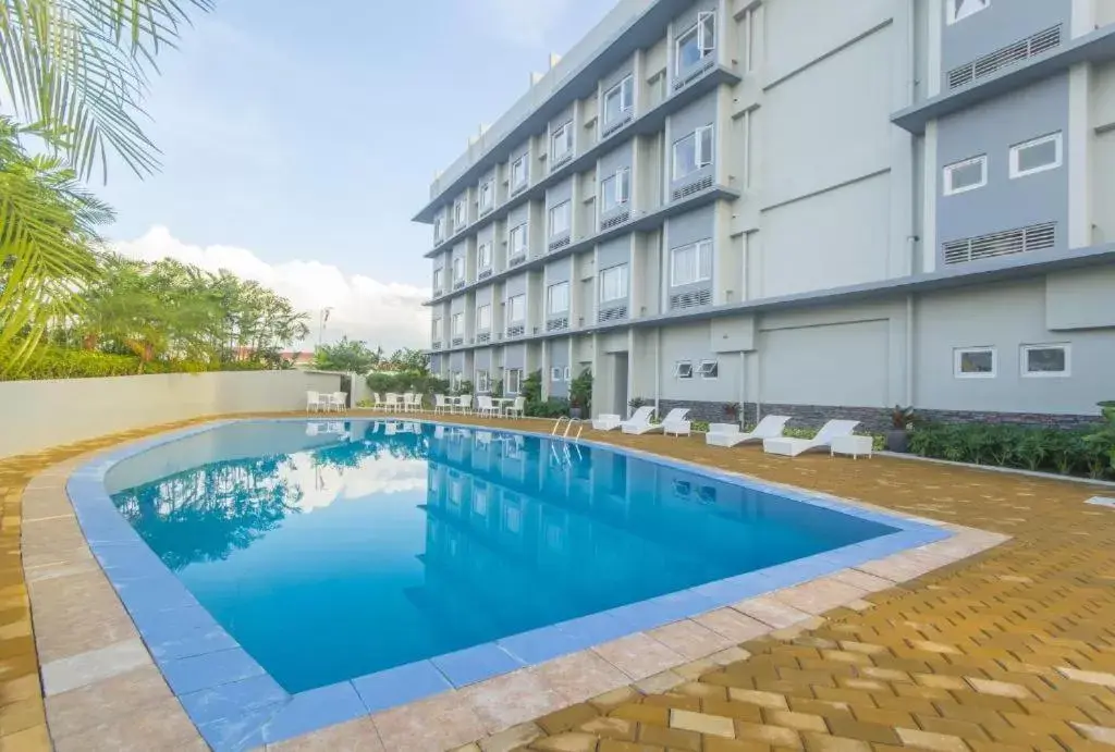Swimming Pool in Microtel Inn & Suites by Wyndham San Fernando
