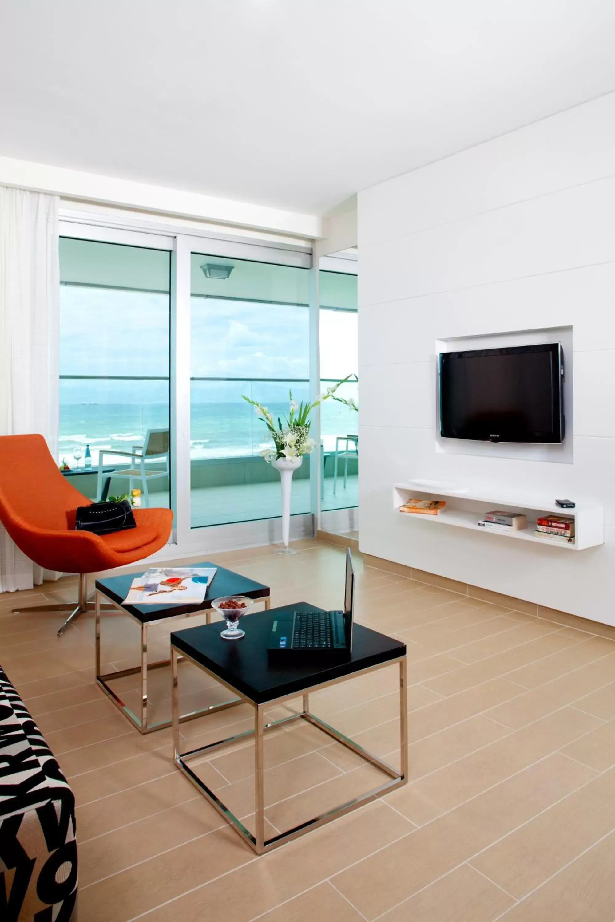 TV and multimedia, Seating Area in West All Suites Hotel Ashdod