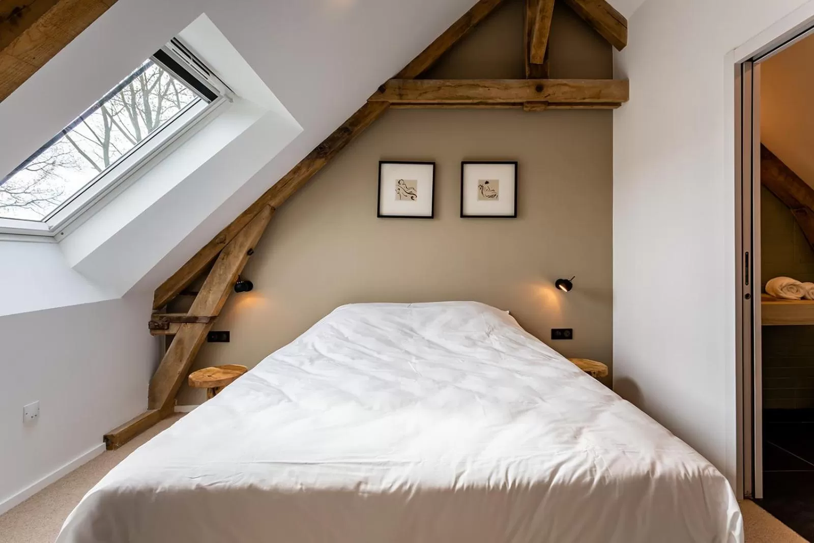 Bed in HARAS DE BARRY