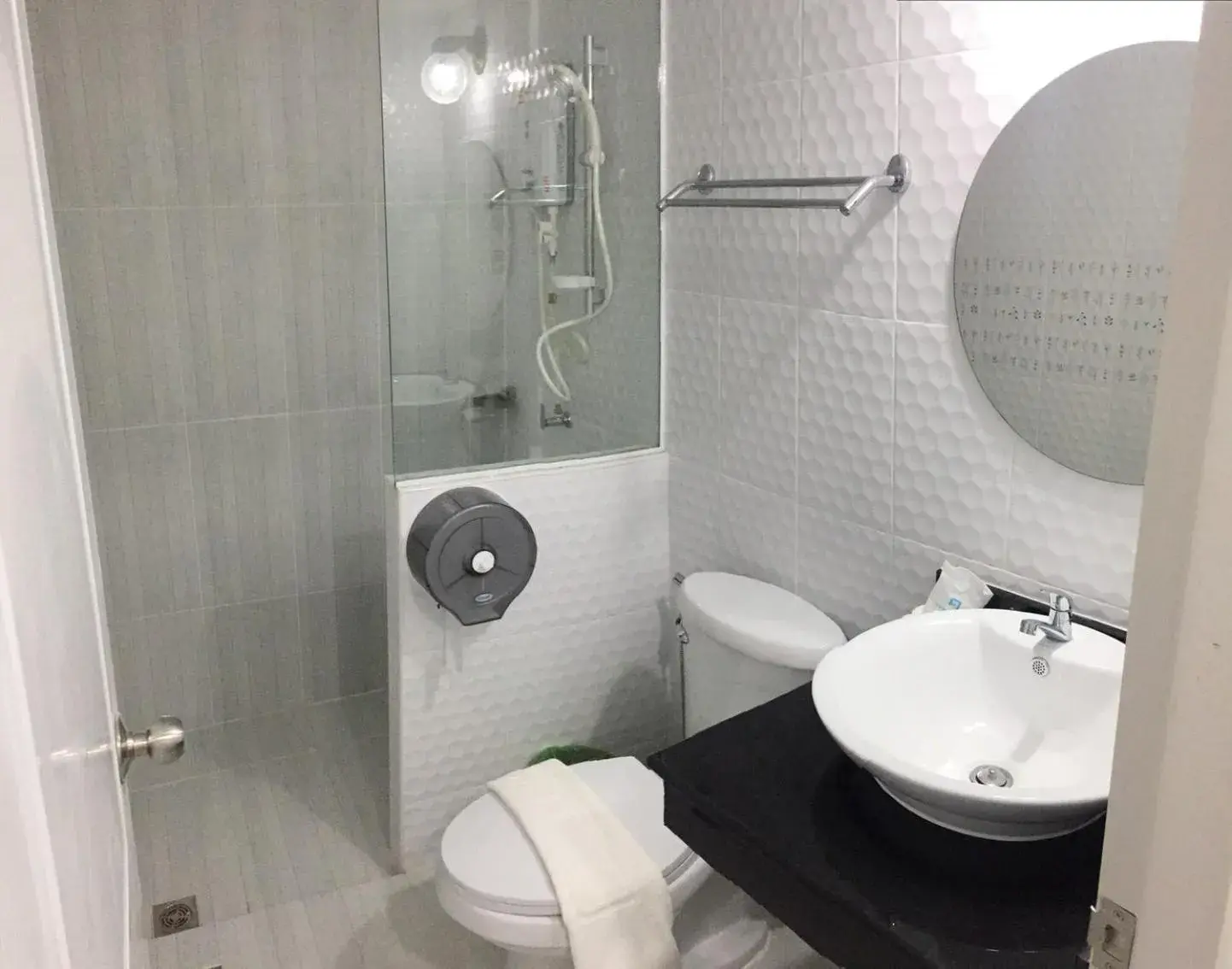 Bathroom in Gusto House (SHA Extra Plus)