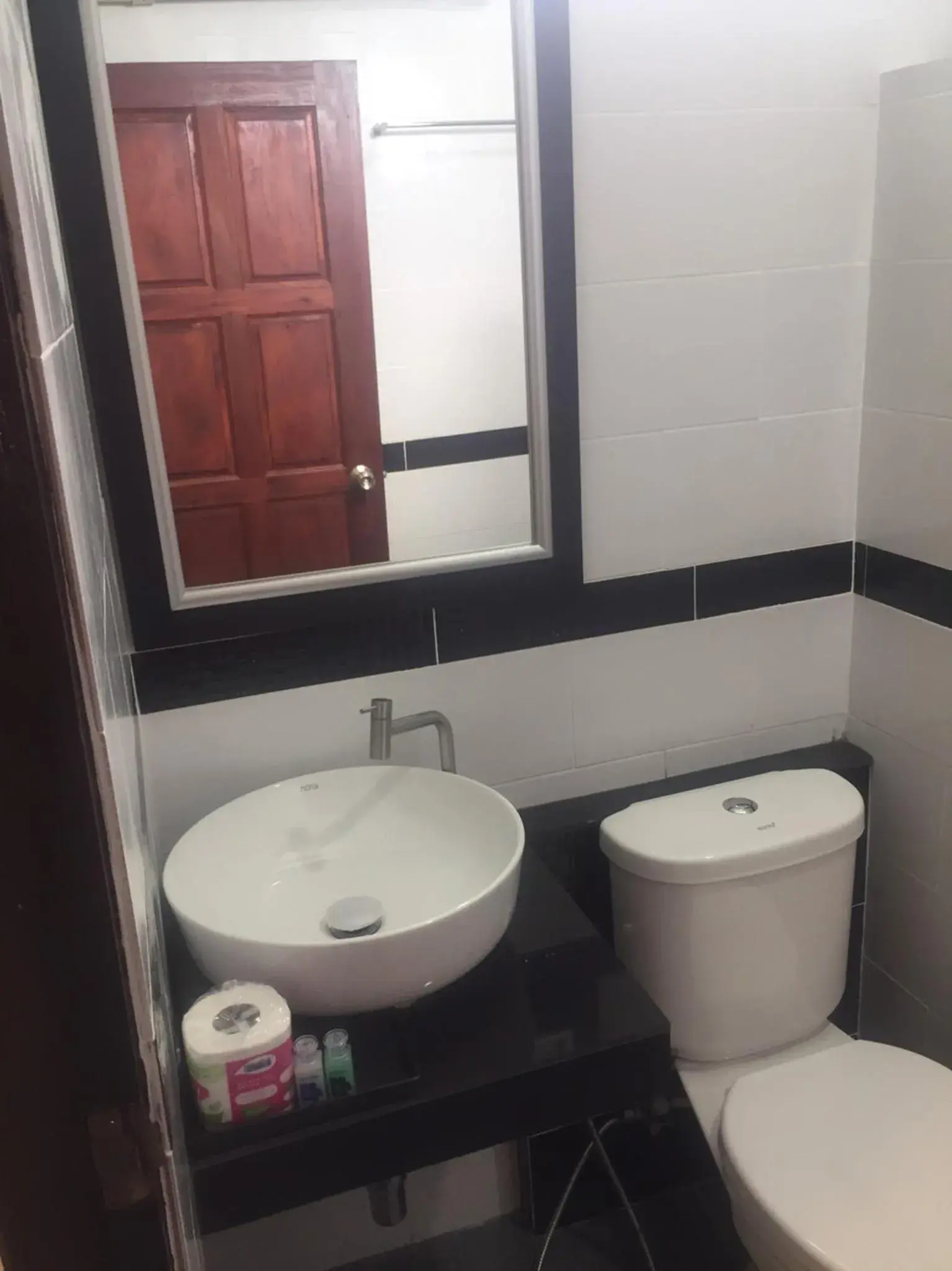 Bathroom in Andawa Lanta Resort