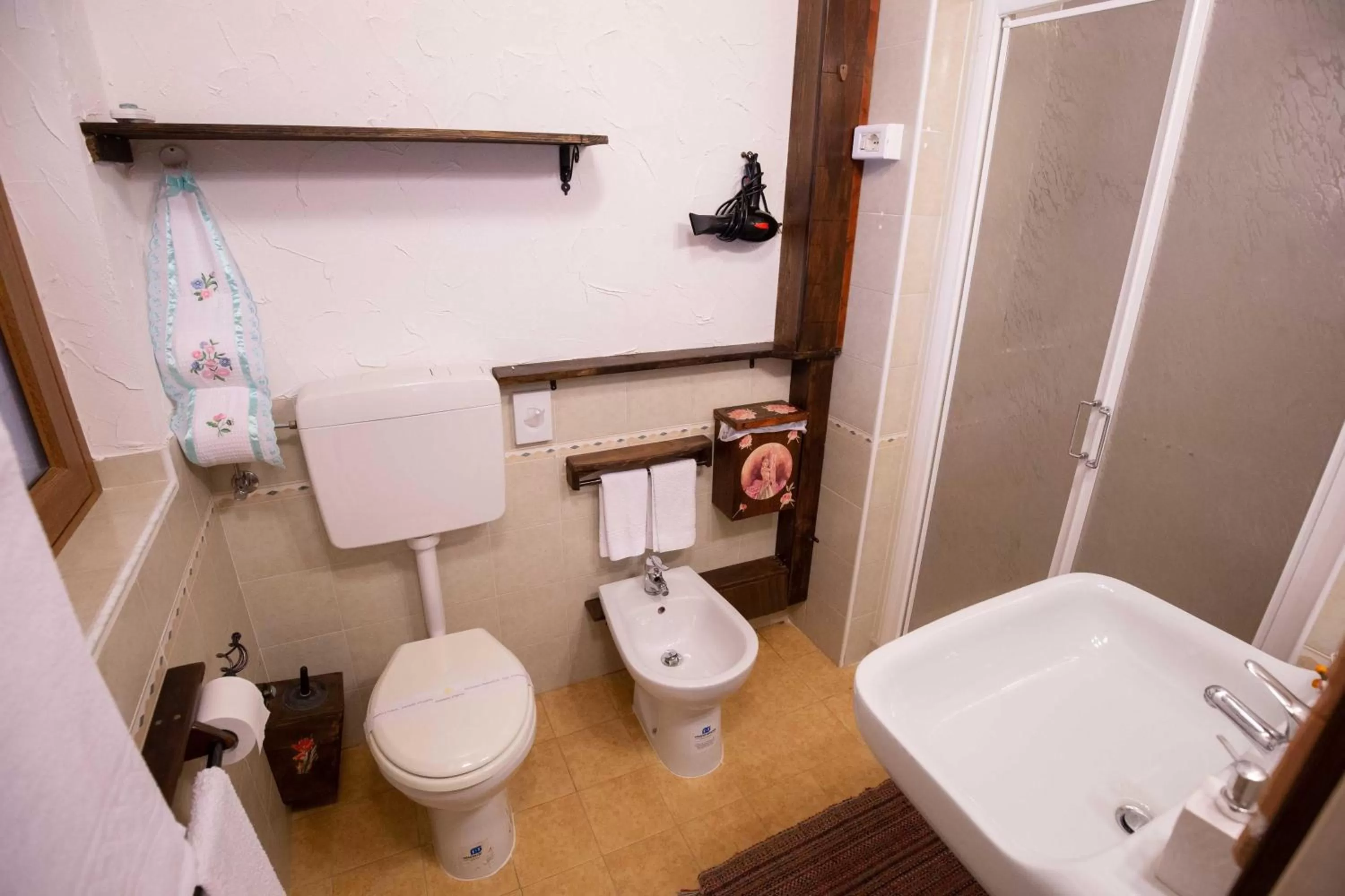 Bathroom in La Casa In Pietra