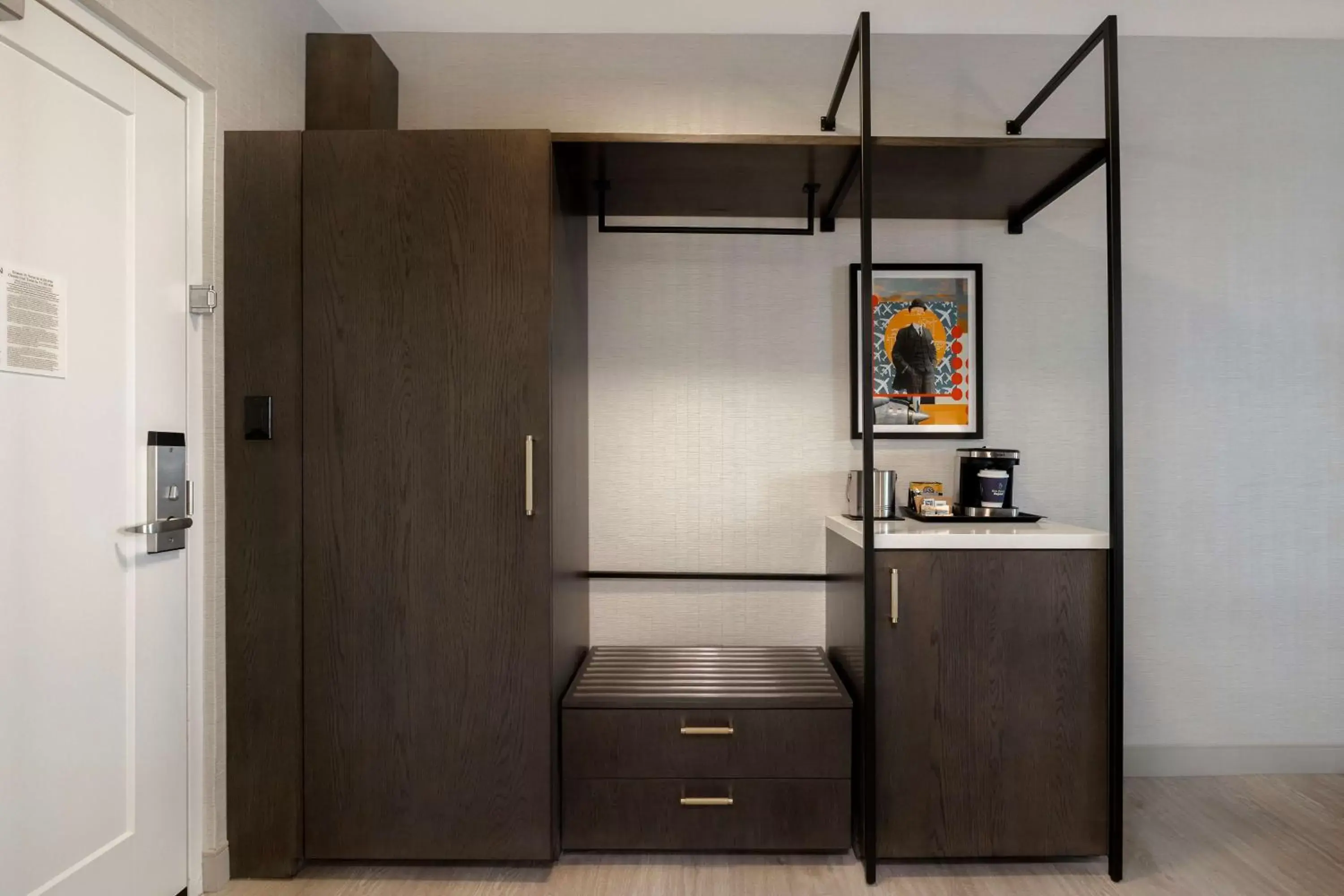 Photo of the whole room in Doubletree By Hilton Palmdale, Ca Photo of the whole room in Doubletree By Hilton Palmdale, Ca