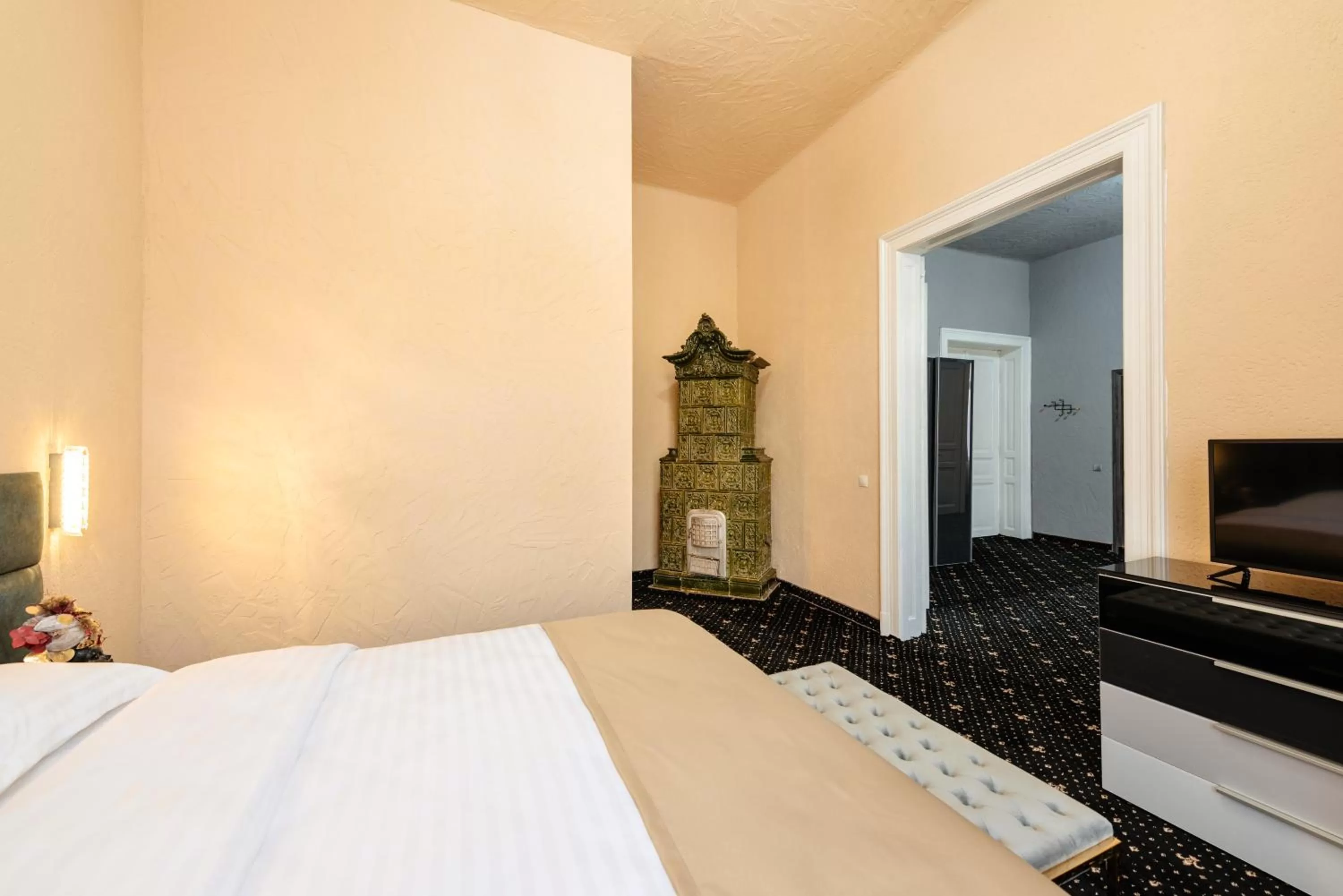 Photo of the whole room, Bed in Palace Bulevard Inn