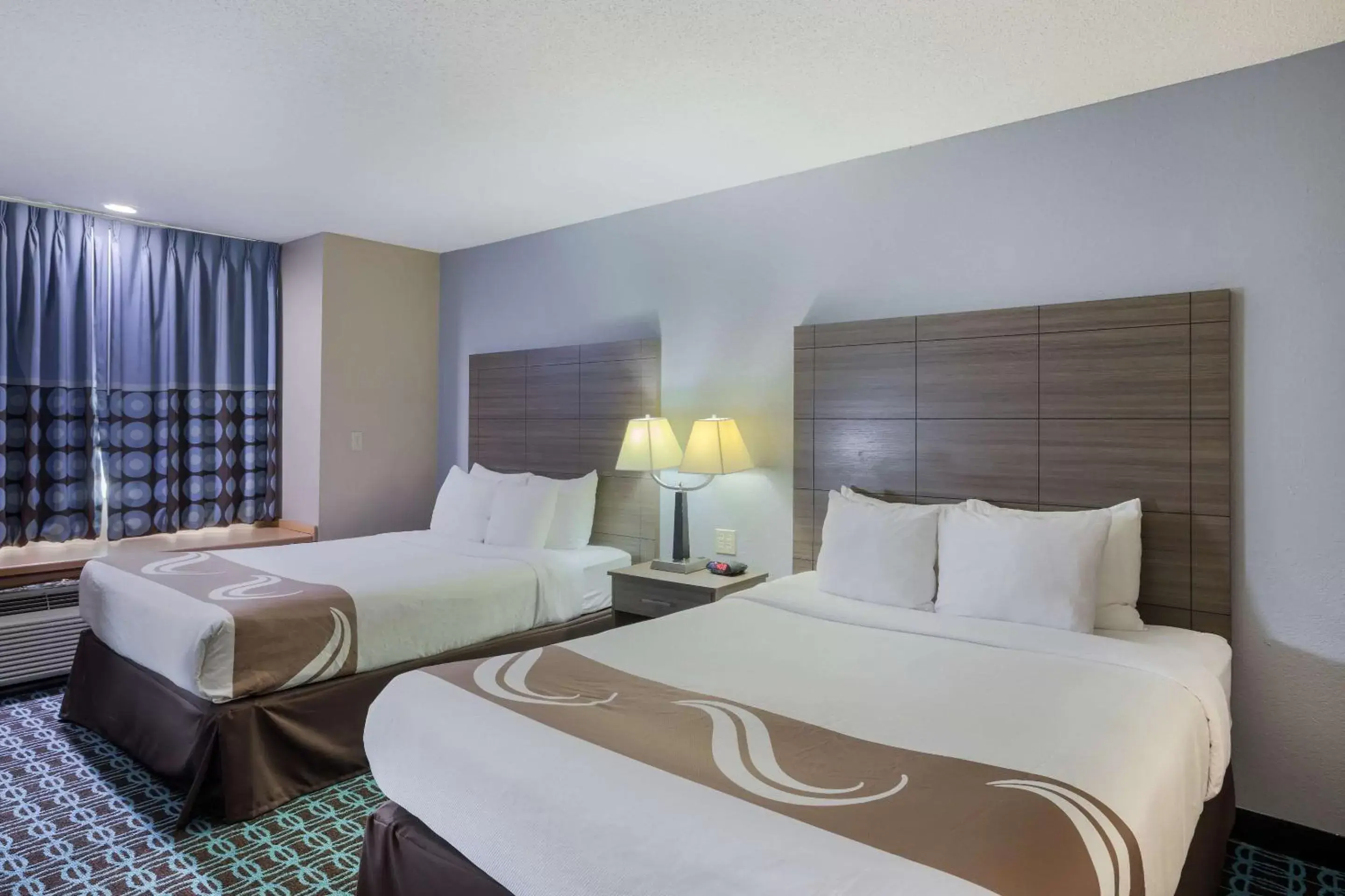 Photo of the whole room, Bed in Quality Inn & Suites Blue Springs - Kansas City