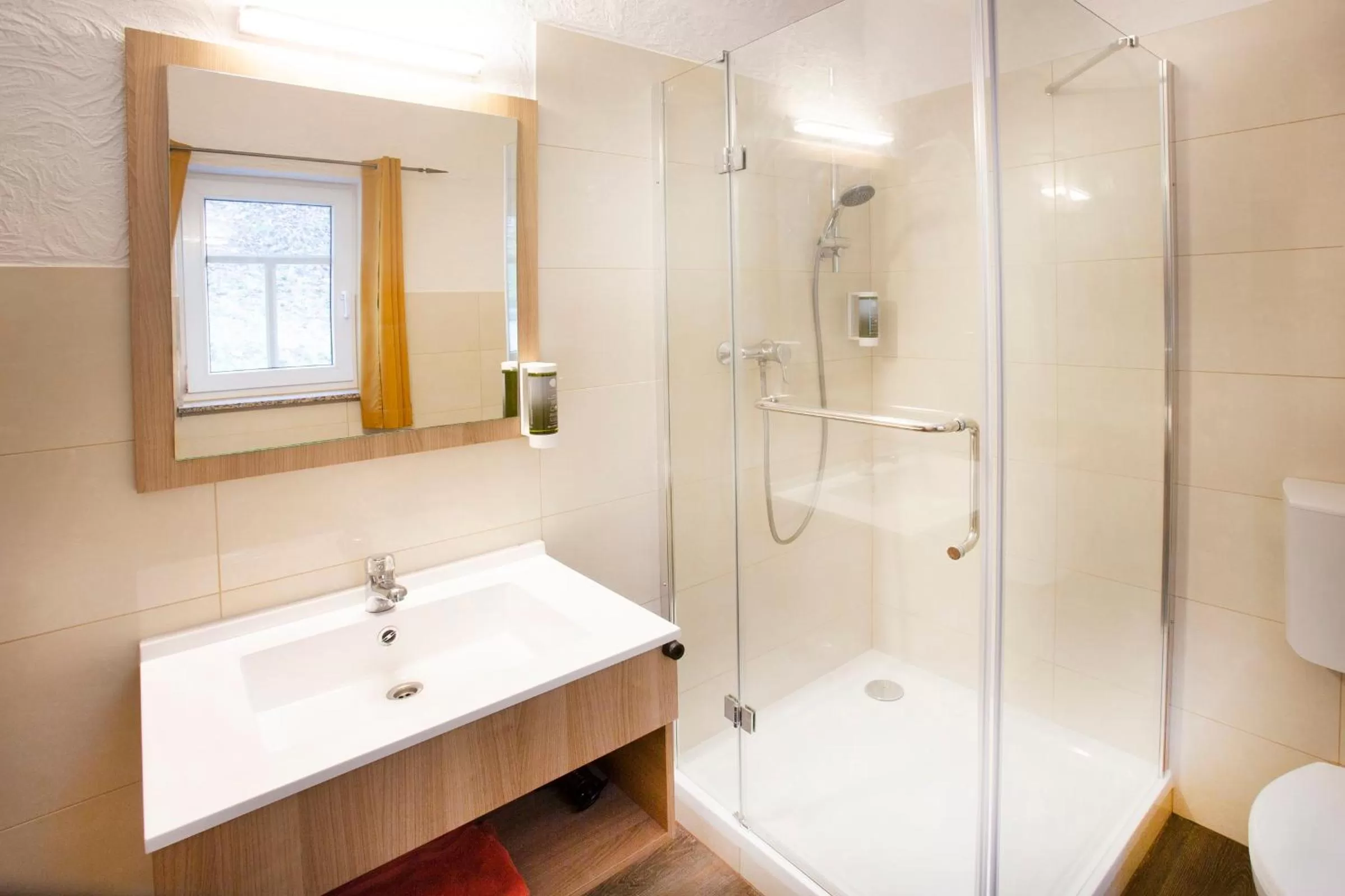 Junior Suite with Garden View in Hotel Hüttenmühle Hillscheid