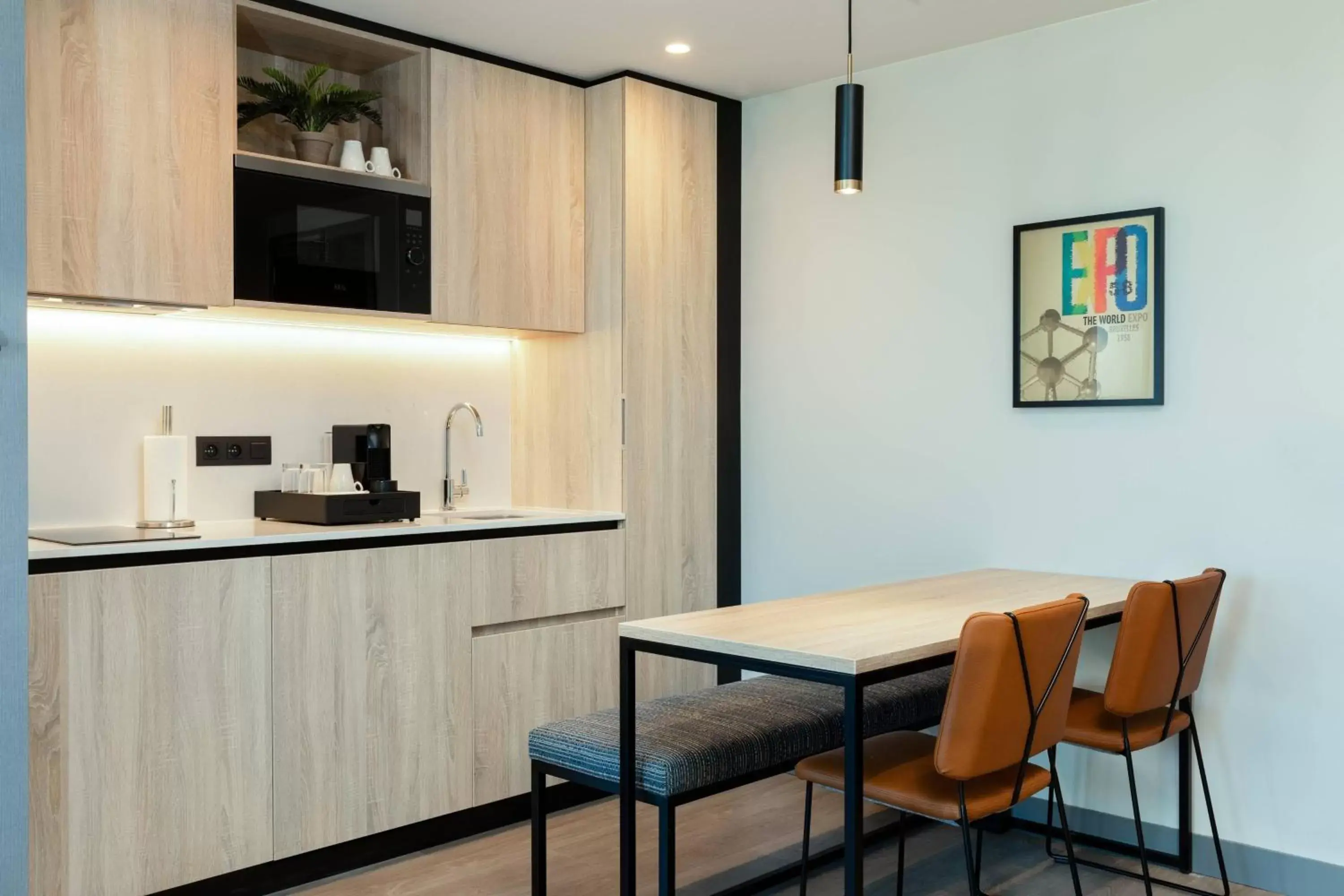 Kitchen or kitchenette, Kitchen/Kitchenette in Residence Inn by Marriott Brussels Airport