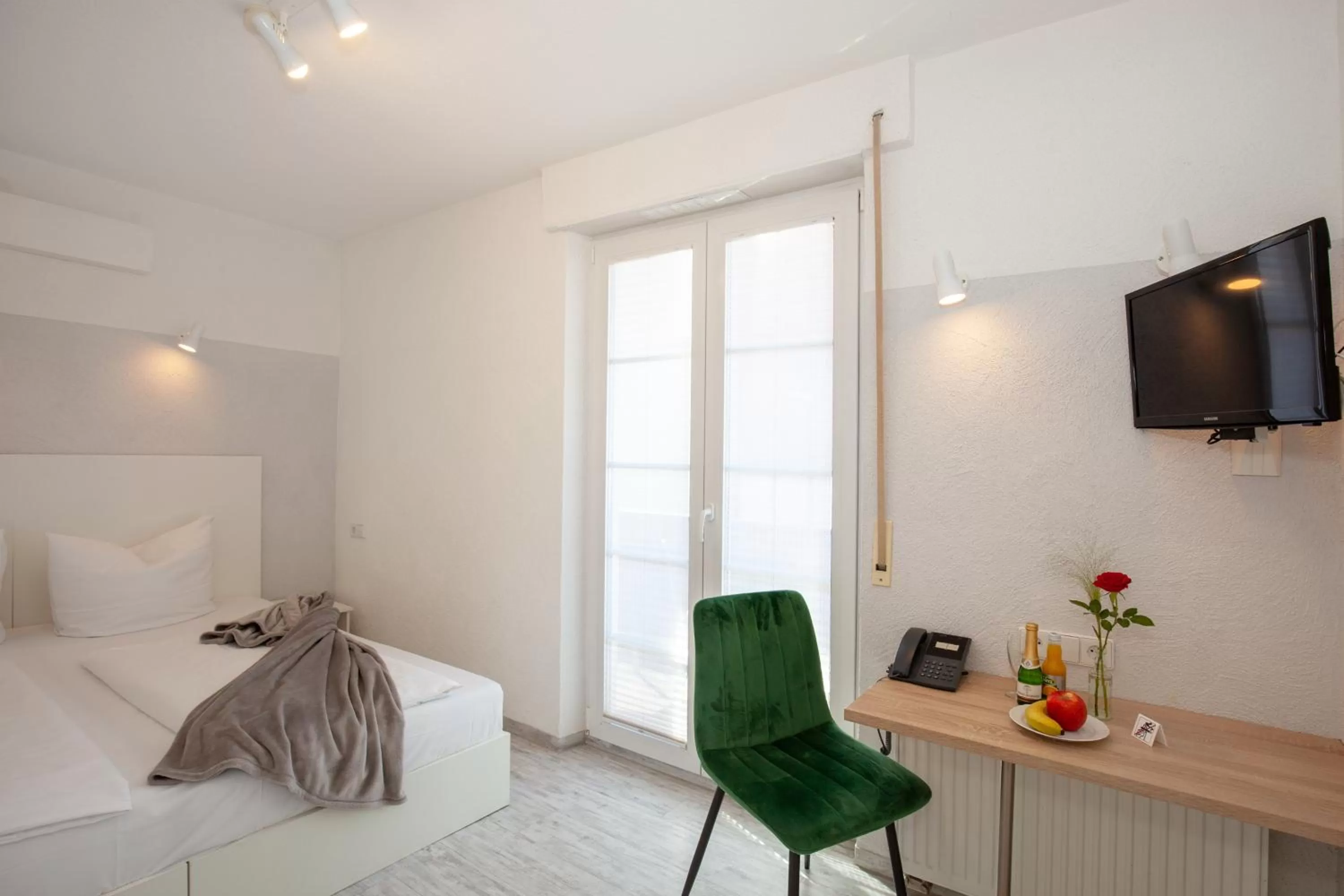 Photo of the whole room, Bed in Relax Hotel & SPA Stuttgart