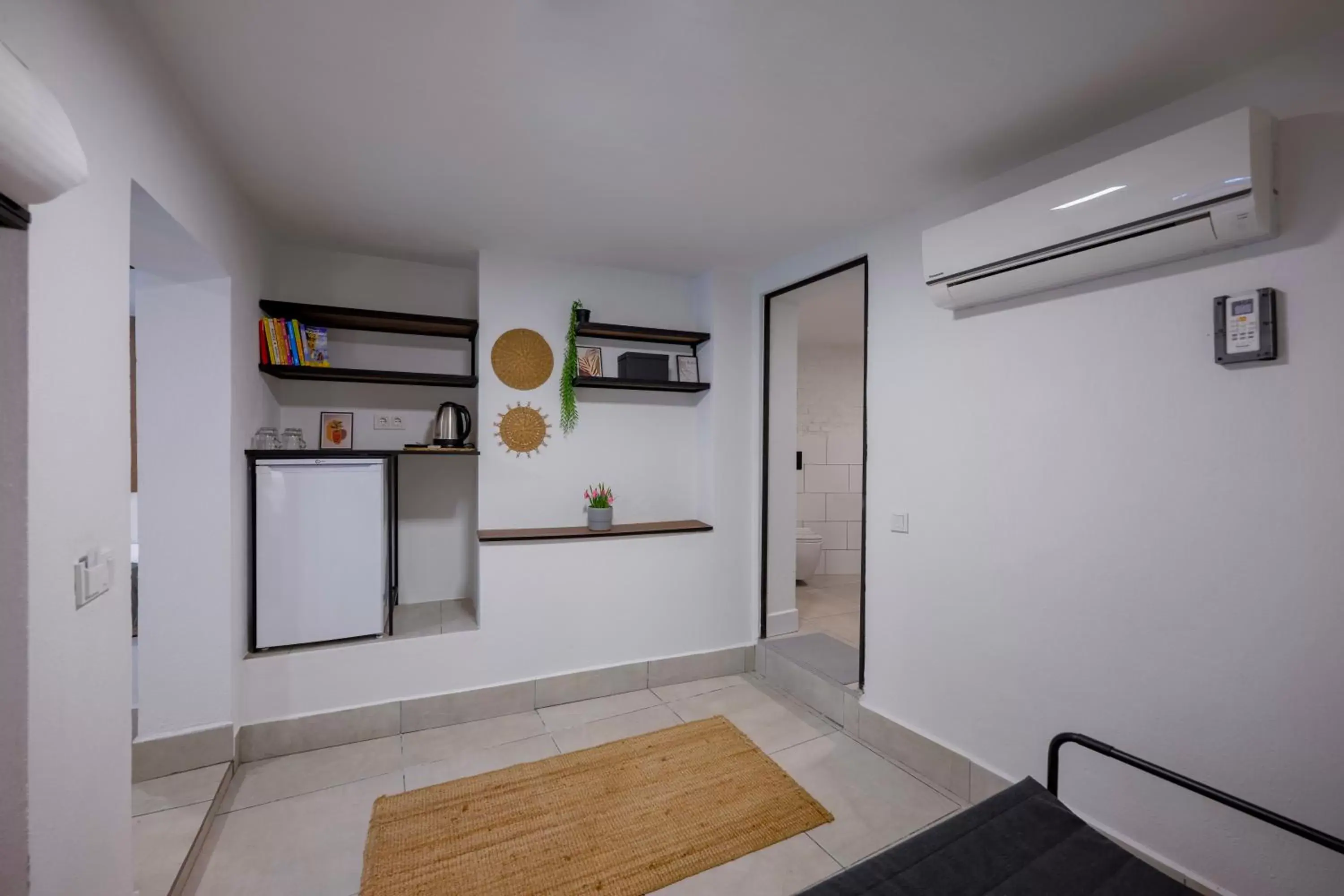 Massage in The Easy Rooms Terrace Massage in The Easy Rooms Terrace